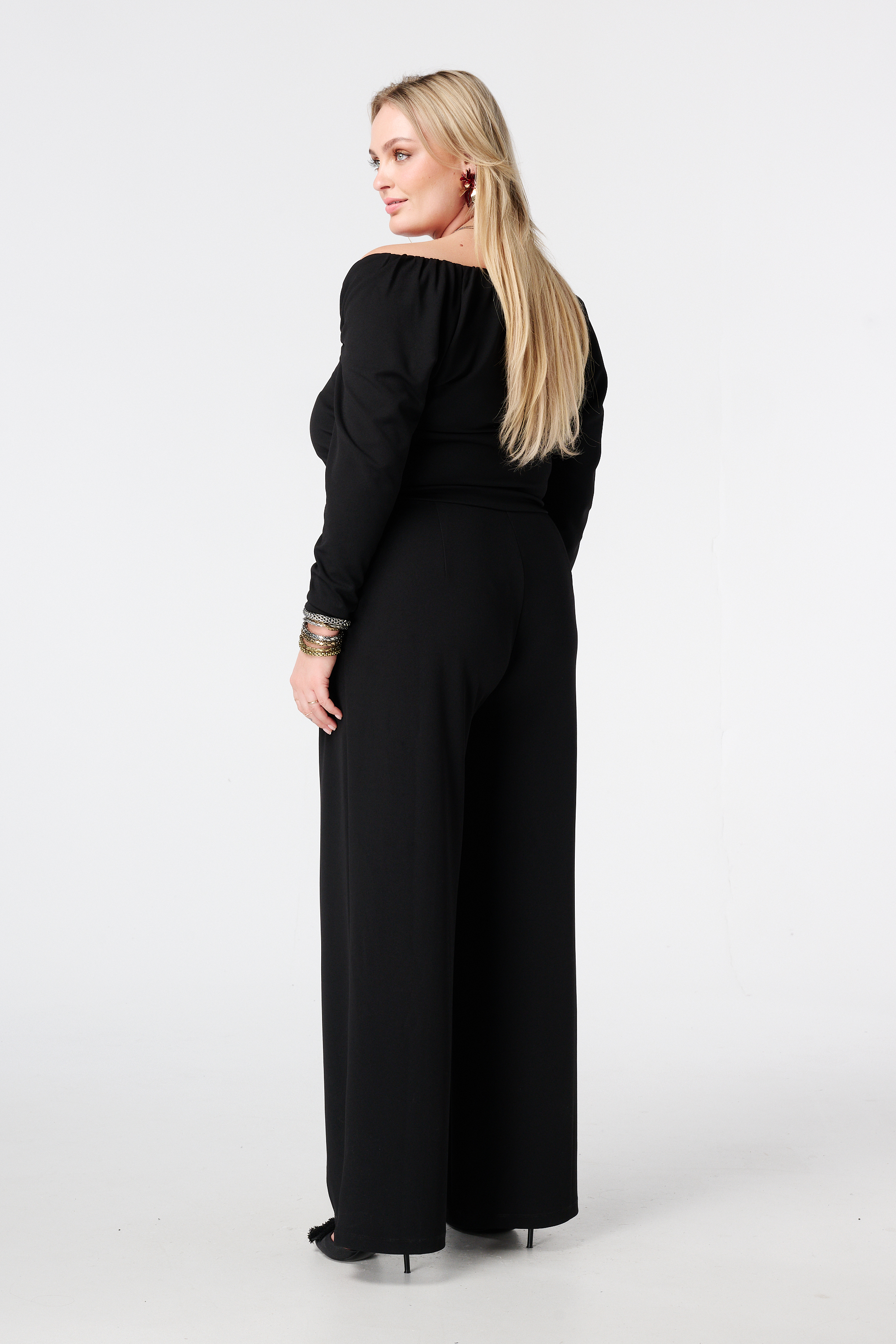 Off-shoulder jumpsuit met wide fit Zwart