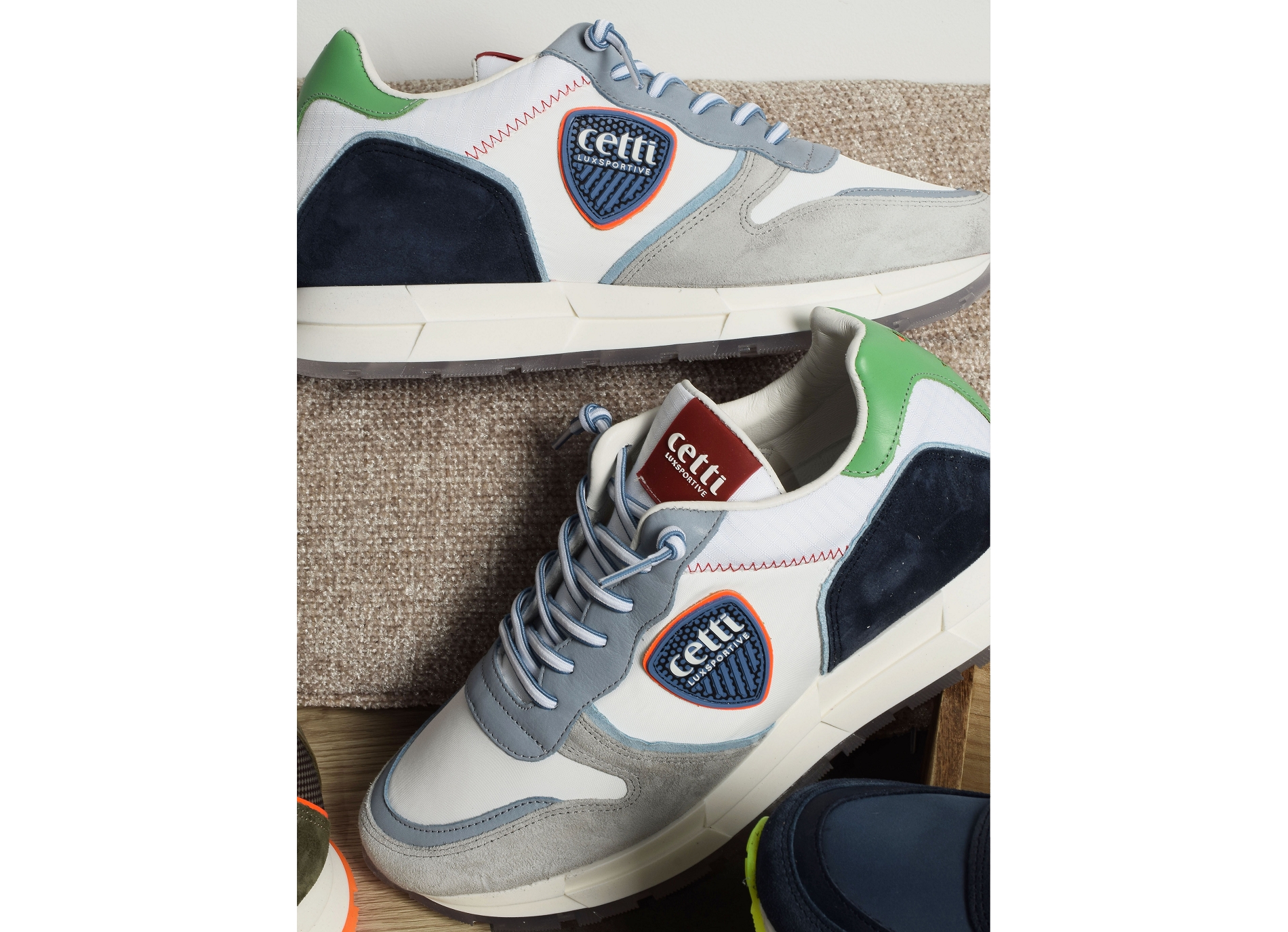 C1336 blanc bleu