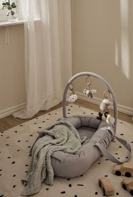 Alice & Fox ASTRID Babynest, Lysegrå