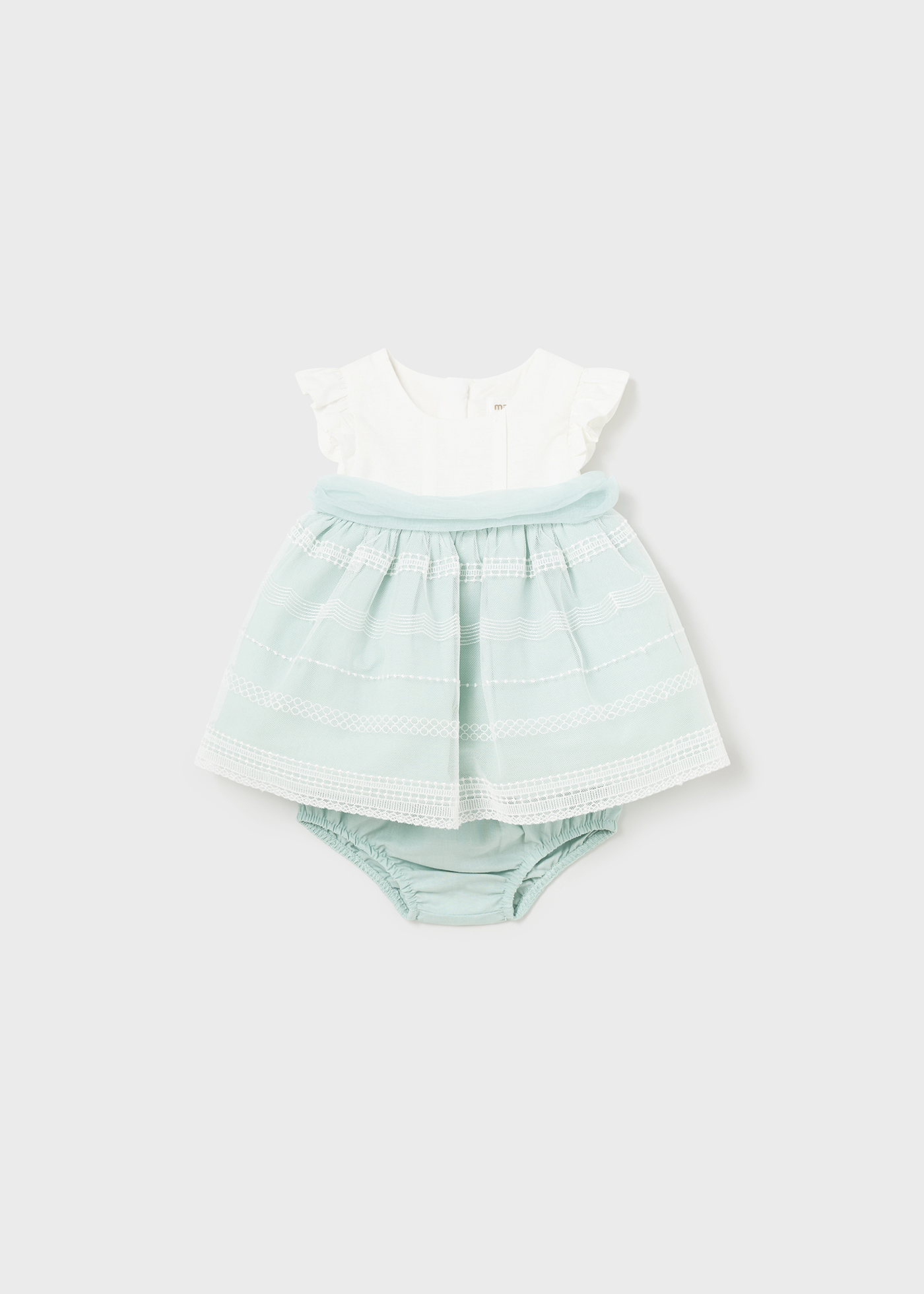 Vestido nude para recém-nascido com capa de fralda combinando