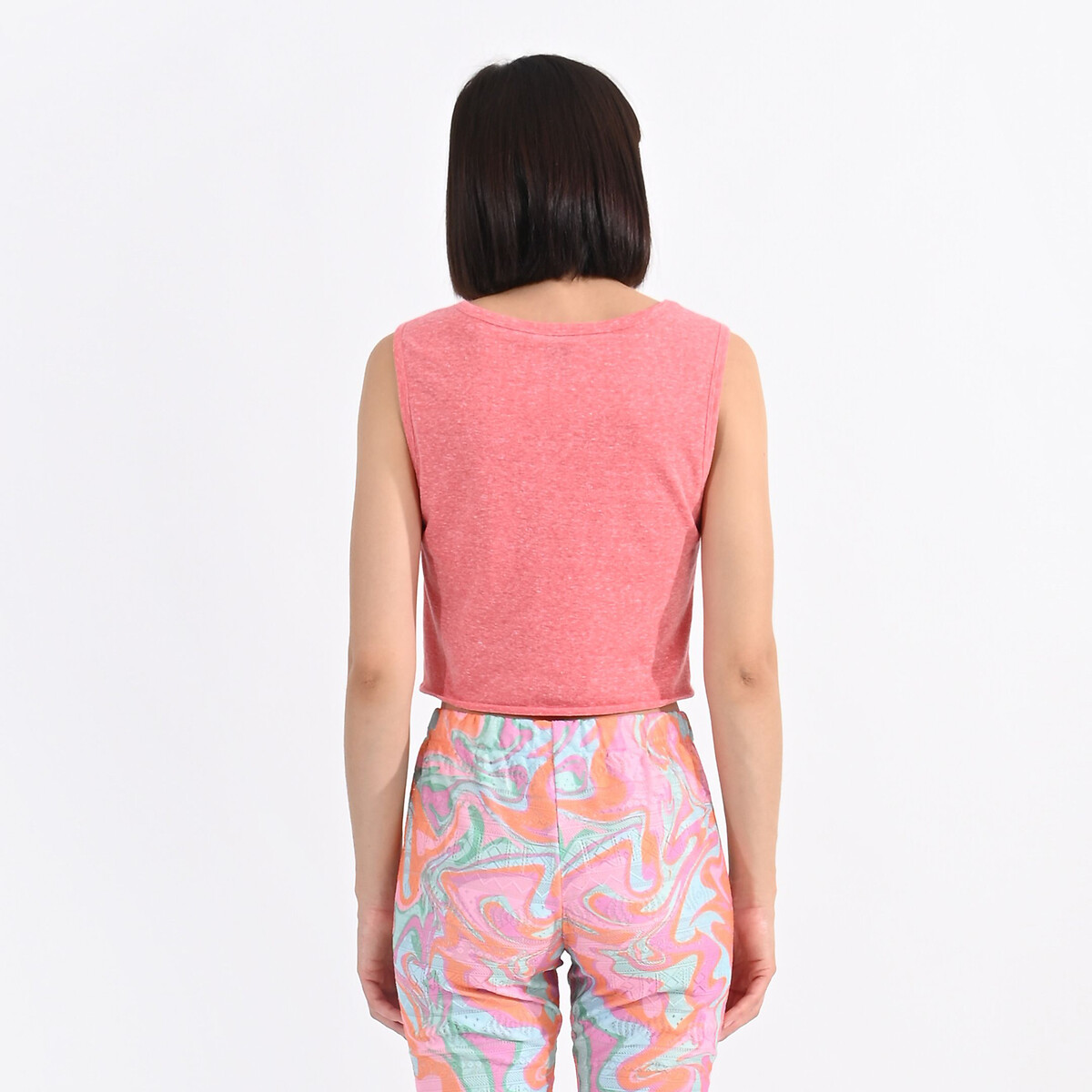 LILI SIDONIO<br>Regata cropped com laço