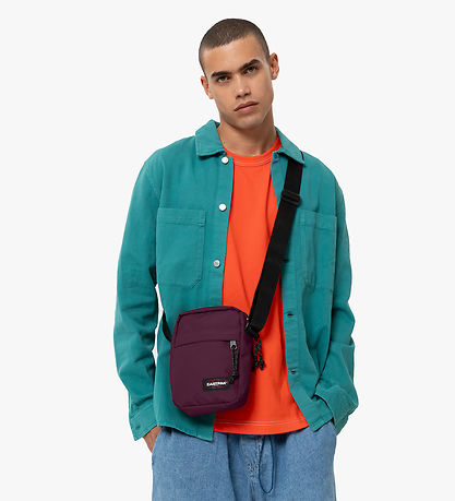 Eastpak Skuldertaske - The One - 2,5 L - Plum Purple