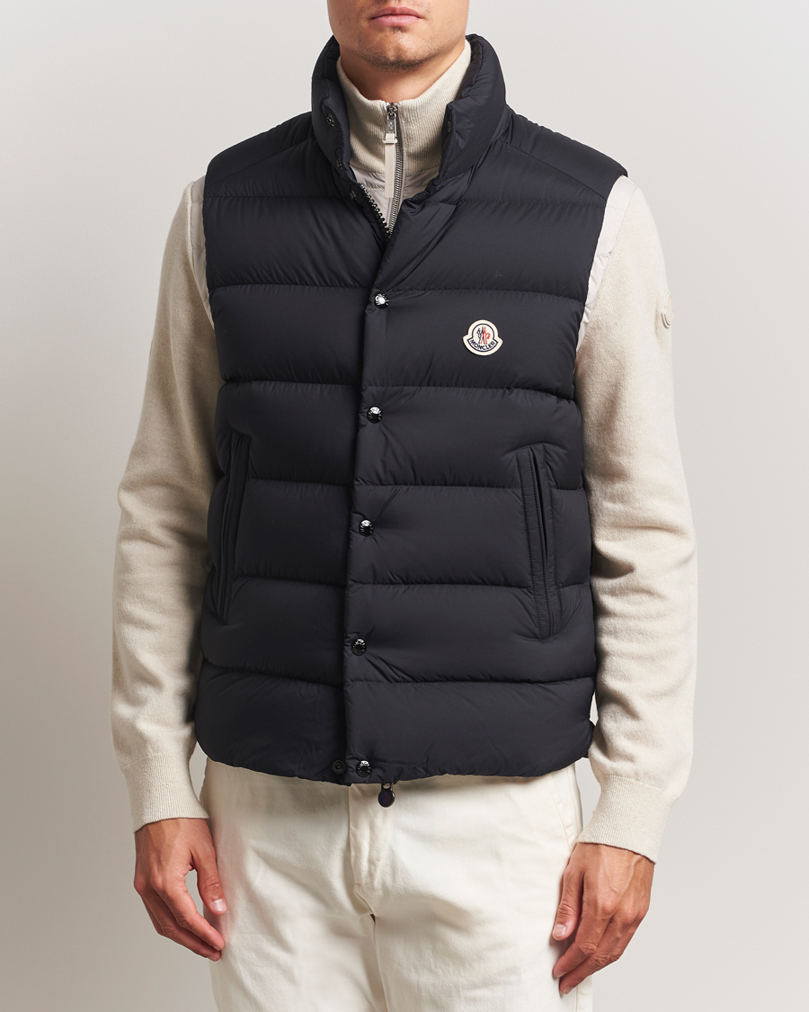 Moncler Tibb Matte Down Vest Black