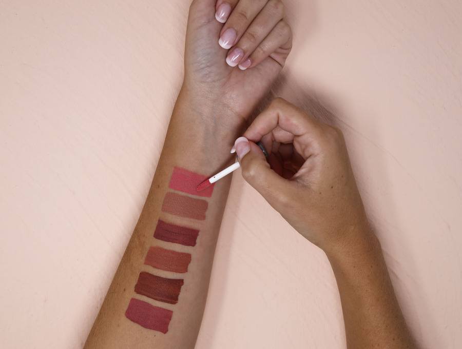 theBalm Meet Matte Hughes Mini Lip Kit Miss Nude York 6x1,2ml