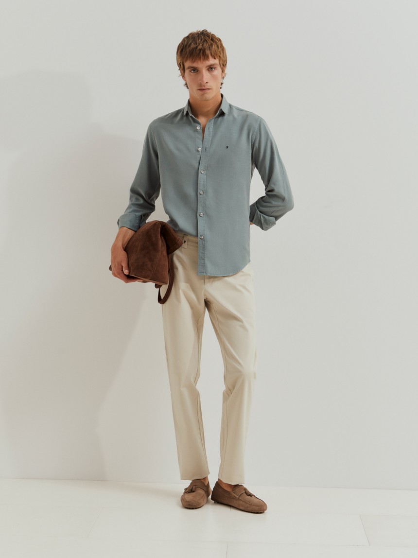 Calças chino vincadas regular fit