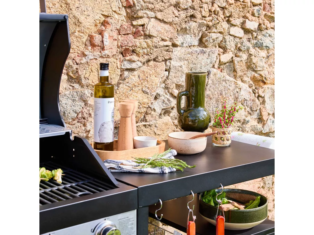 Barbecue 4 brûleurs. cuisine d'extérieure DANGLARS. Acier noir. L 223.5 x P 60.5 x H 142 cm