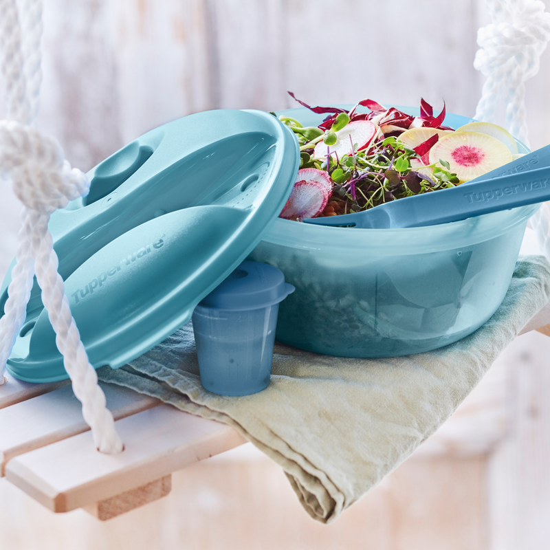 Salat to go Salat, Besteck, Dressing: Lunchbox zum separaten Transportieren