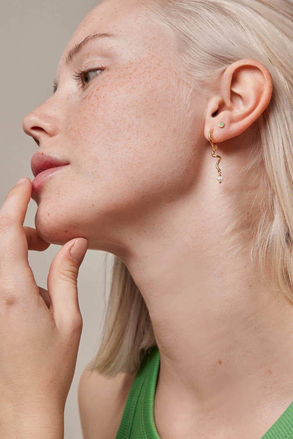 ENAMEL Copenhagen  Twist Hoops øreringe - forgyldt