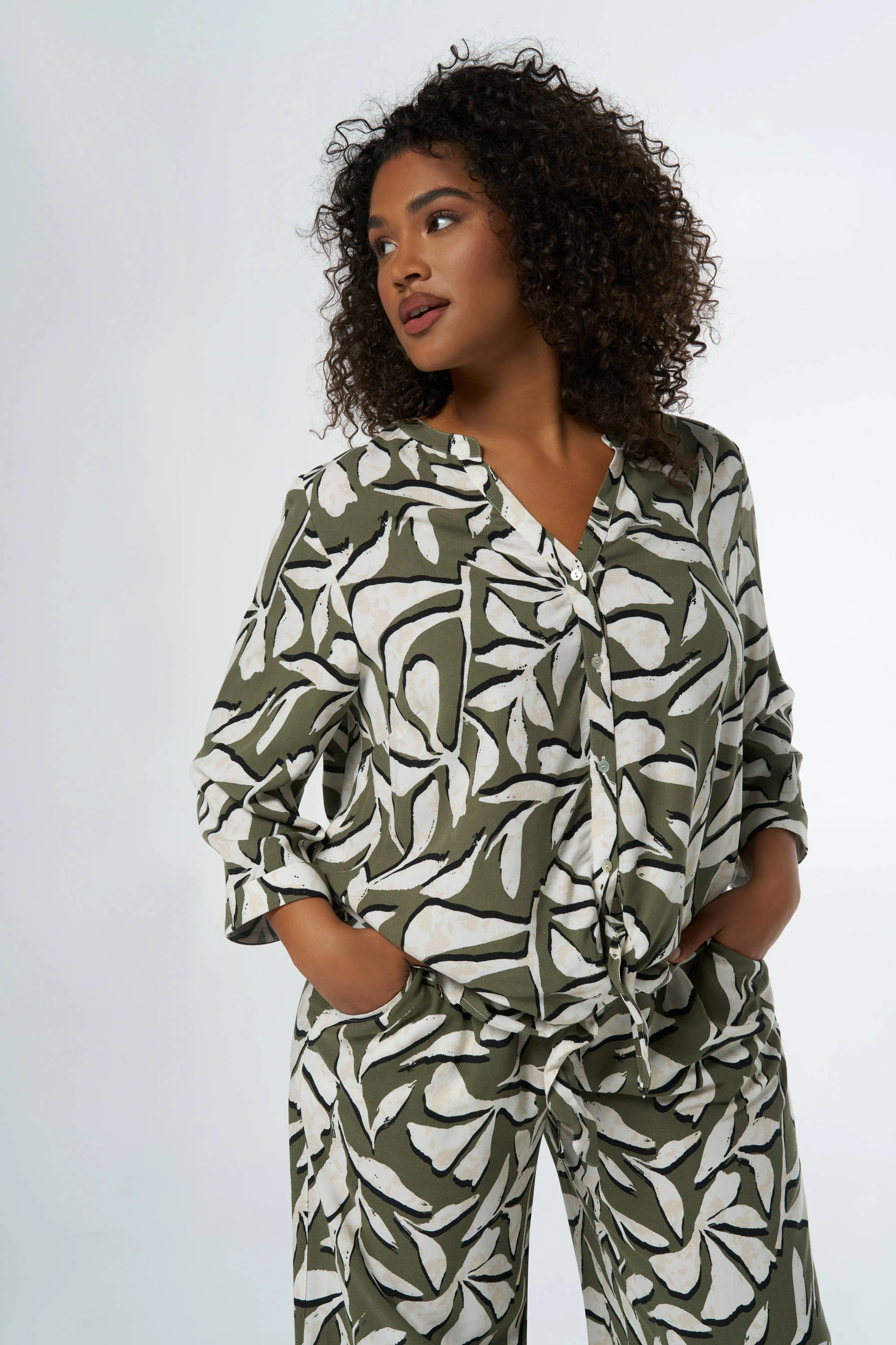 MS Mode blouse met all over print kaki/wit