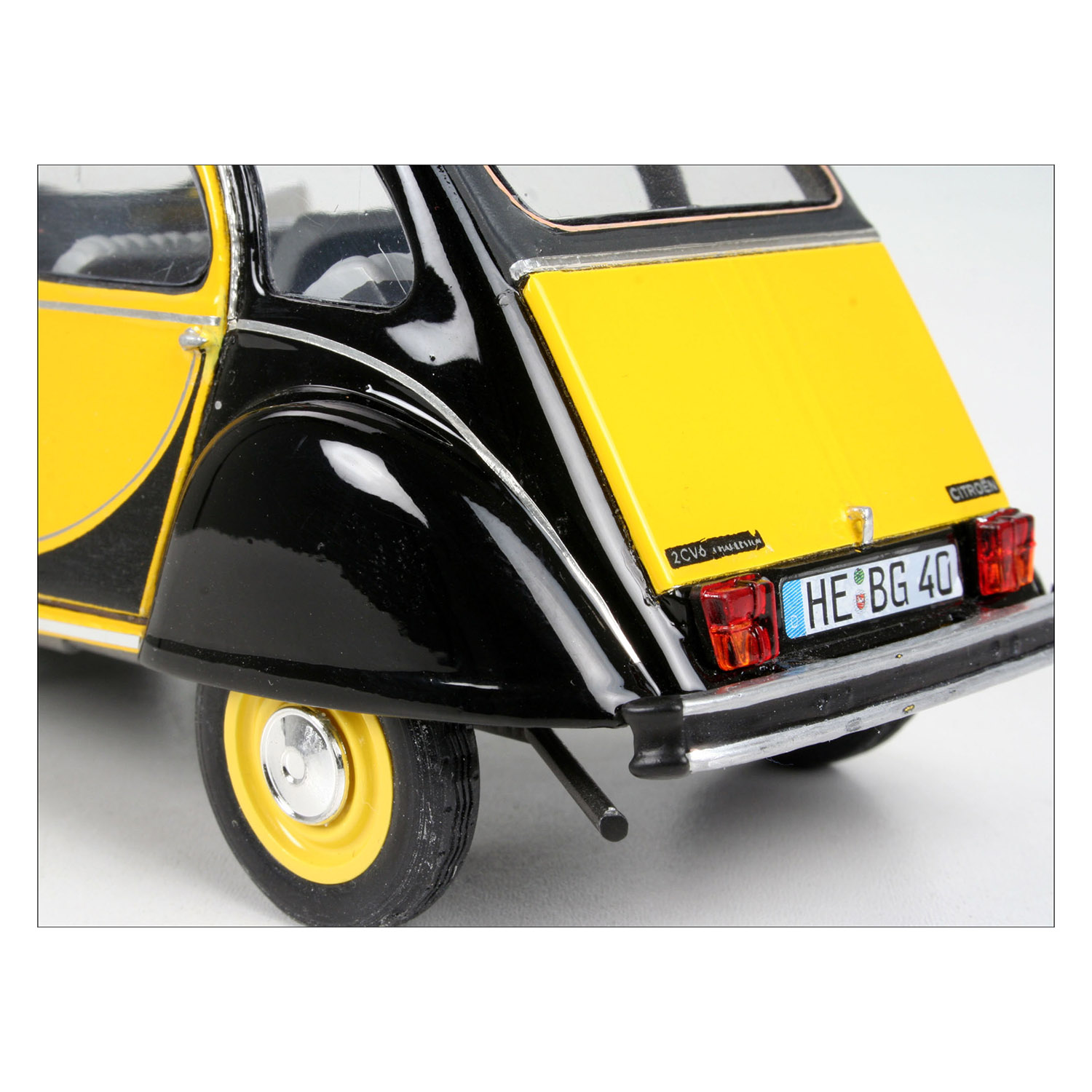 Revell Citroen 2CV Charleston
