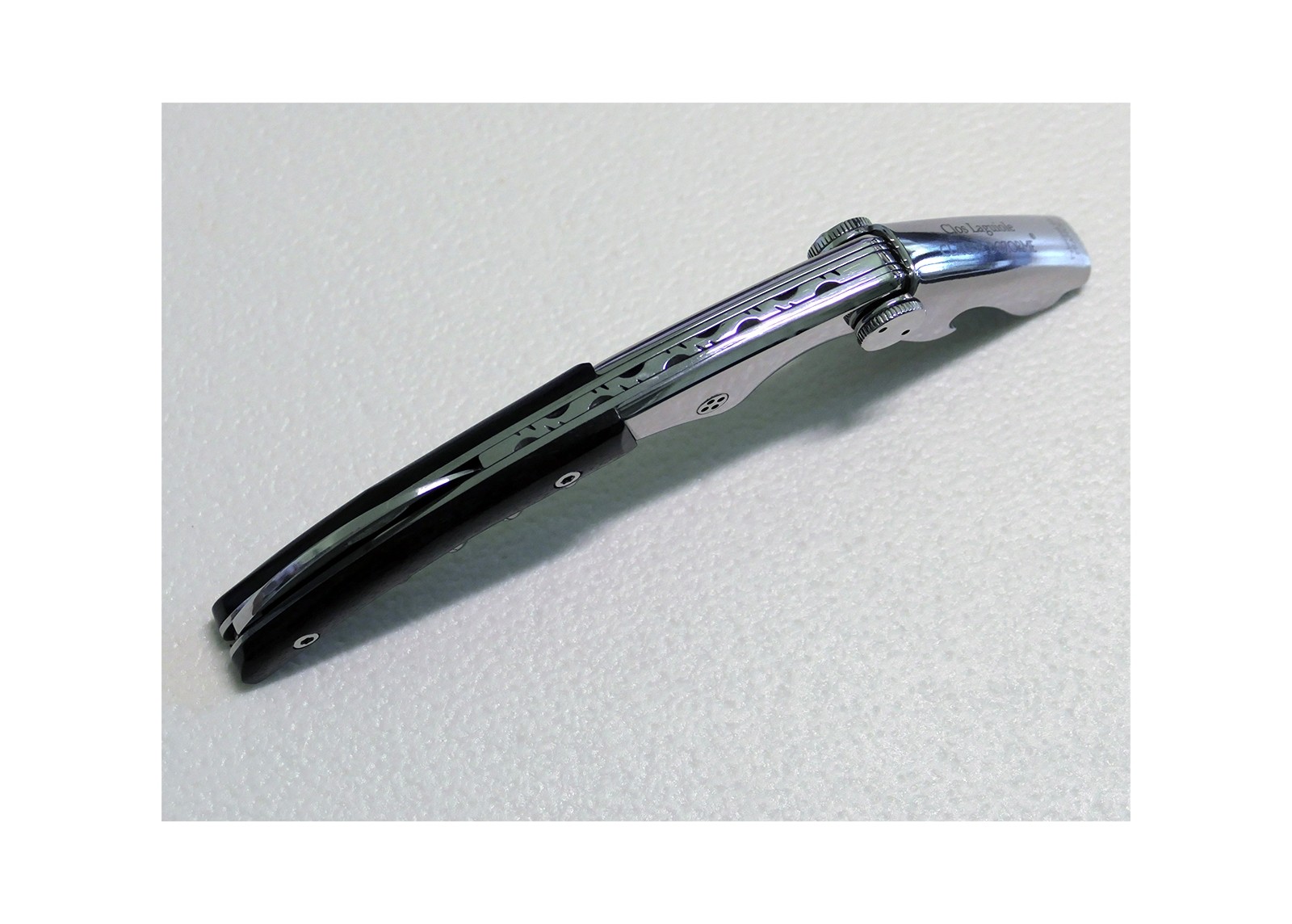 Sommelier Laguiole avec un manche en Ebène et mitre inox