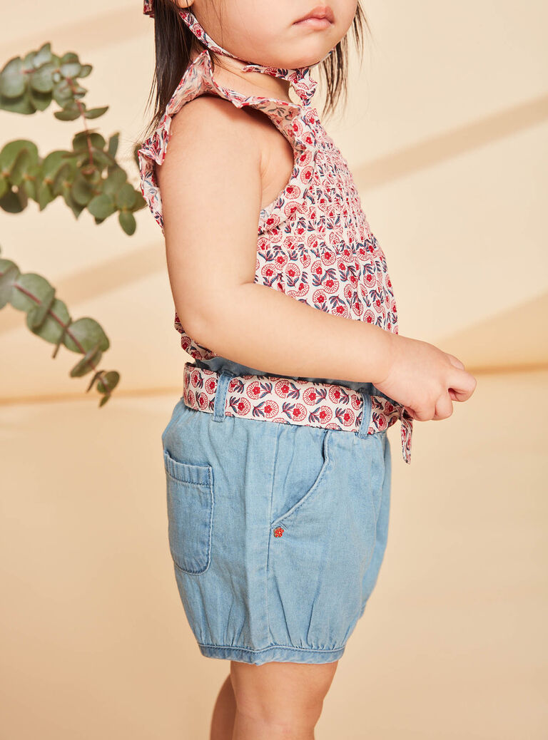 Short denim avec ceinture en popeline