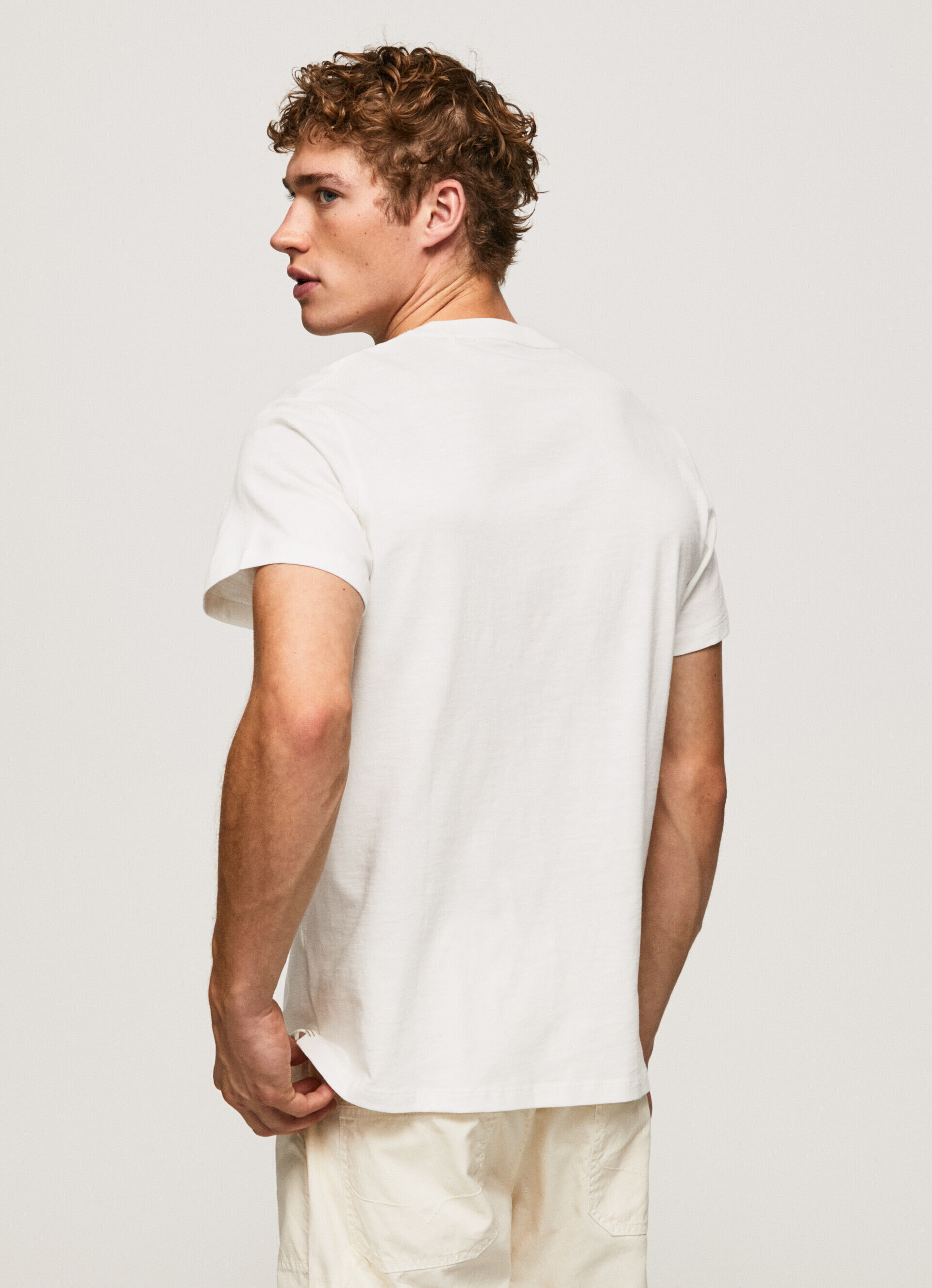 CAMISETA COM ESTAMPA FOTOGRÁFICA - branco-creme
