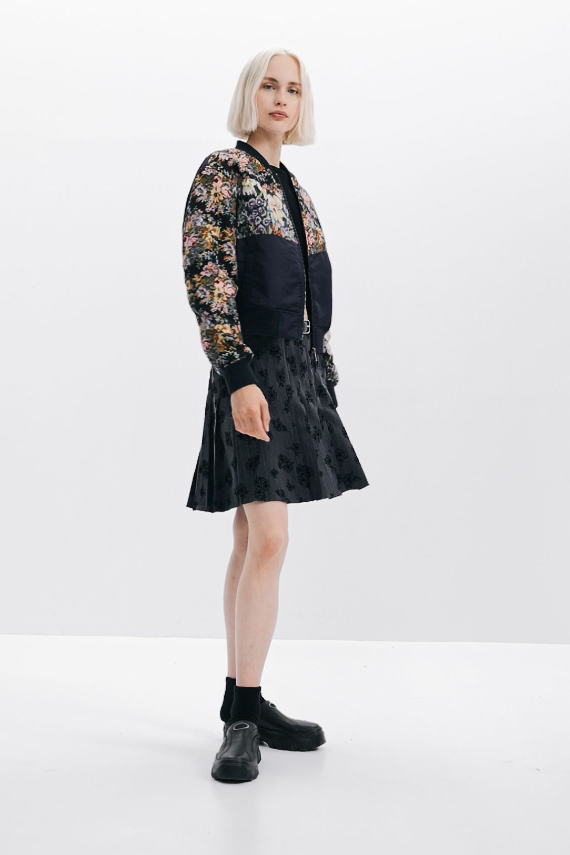 Jaqueta bomber estampada