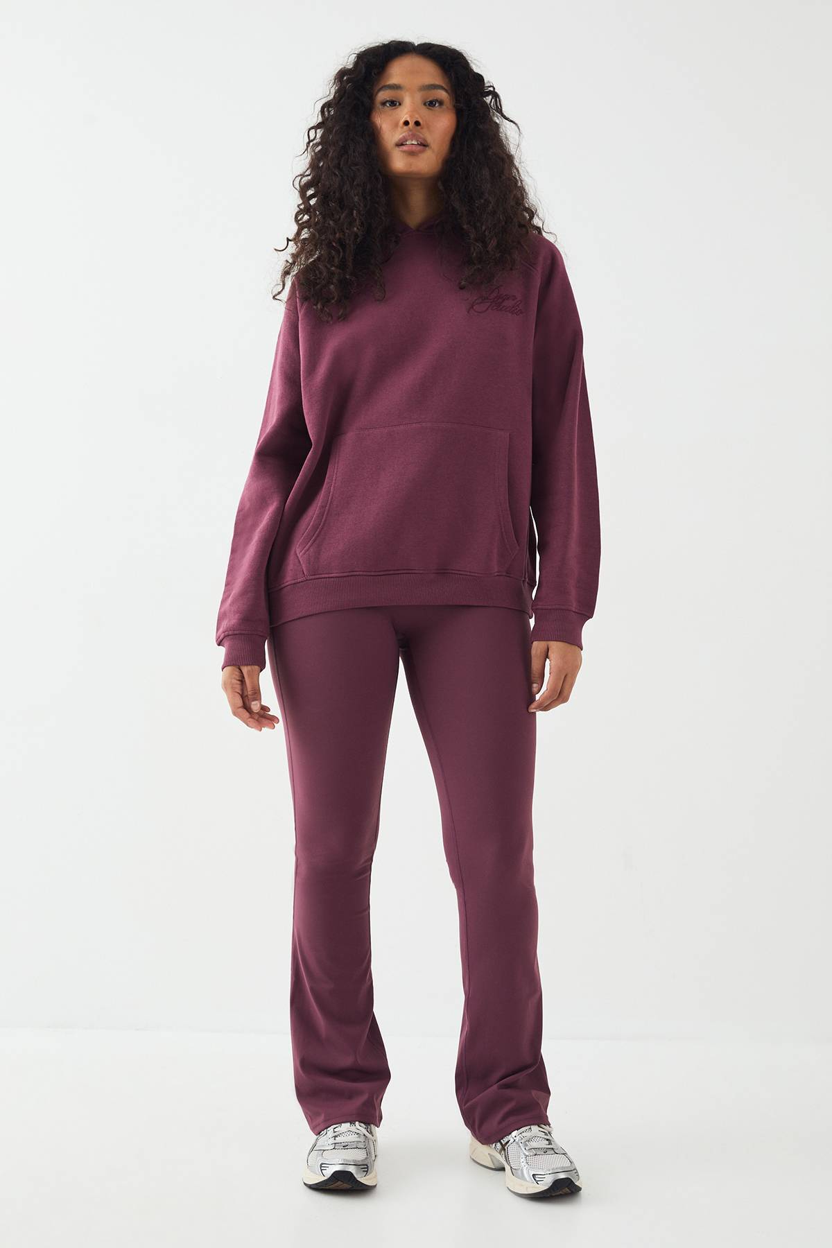 Sweat à Casynthétiqueche Oversize DSGN Studio Contrast Script