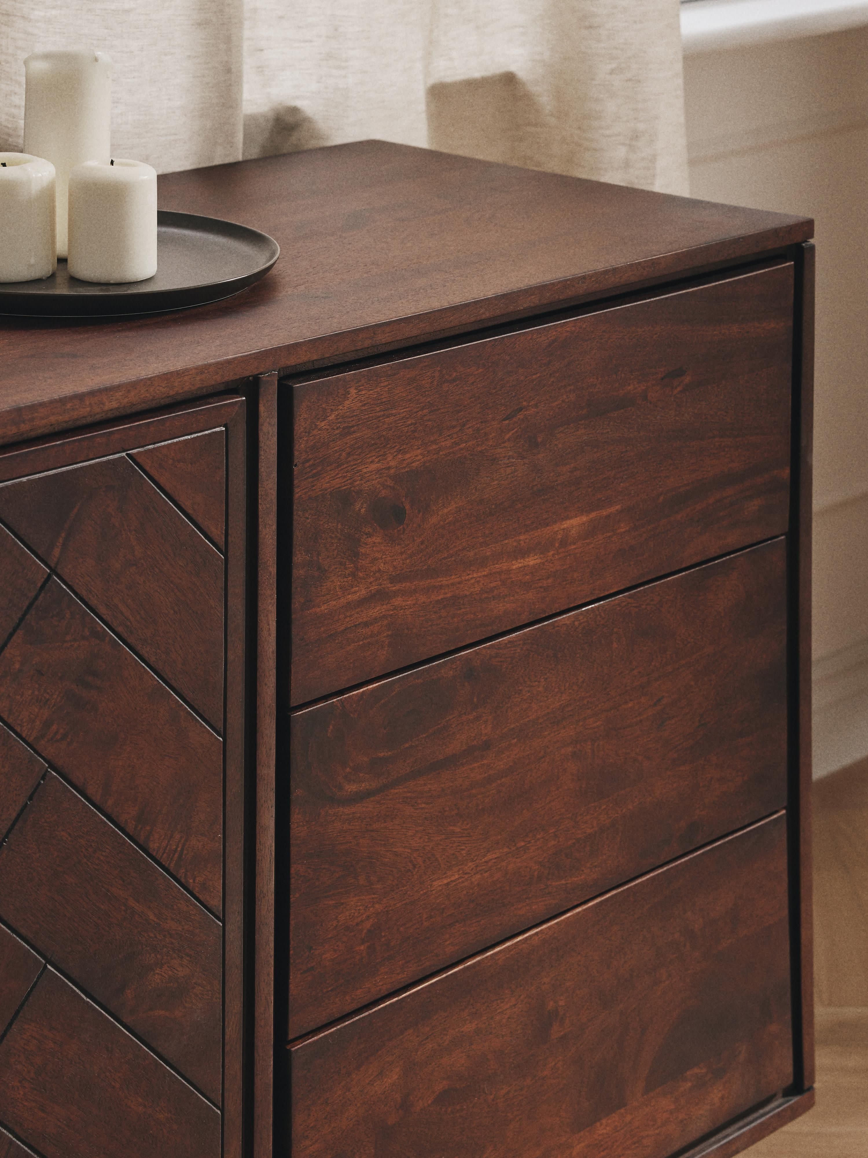 XL-dressoir Luca van mangohout met visgraat-patroon