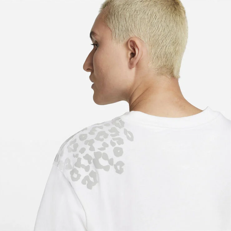 Nike Sportswear Boyfriend Fit T-shirt Hvid