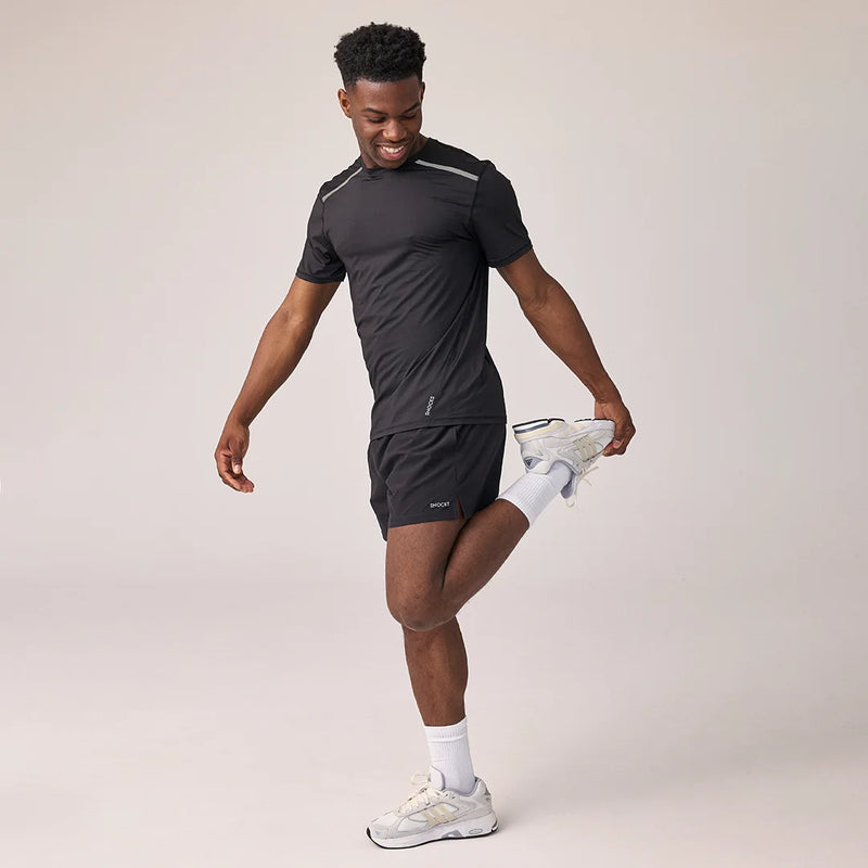 Trainingsshirt mit Reflexstreifen Herren aus recyceltem Polyamid Schwarz
