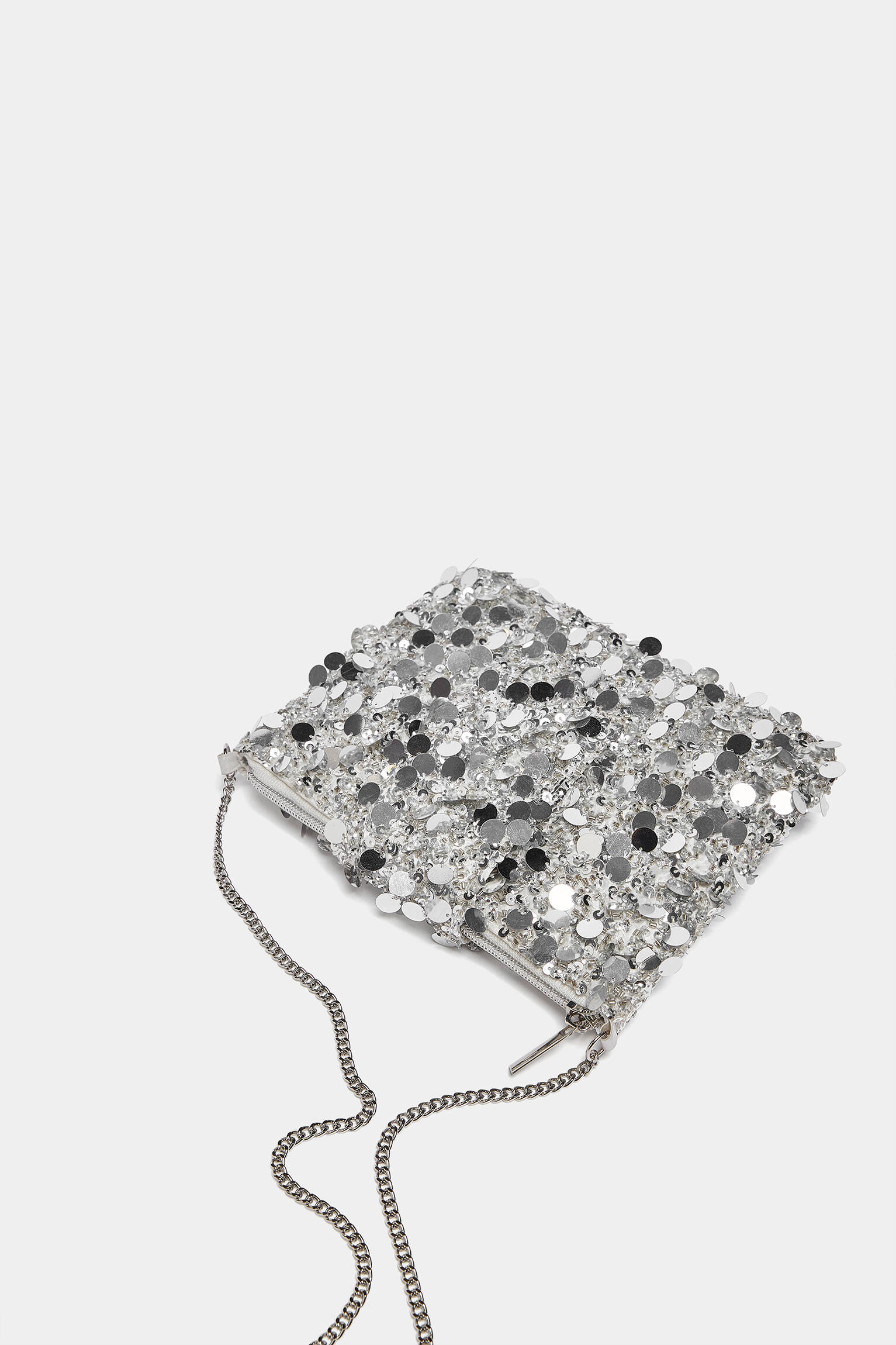 Mini bolsa transversal com lantejoulas - Prateada