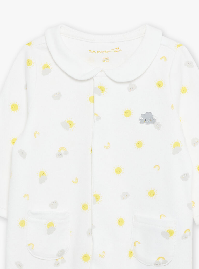 Pyjama et bonnet de naissance blancs à imprimé nuages et soleils