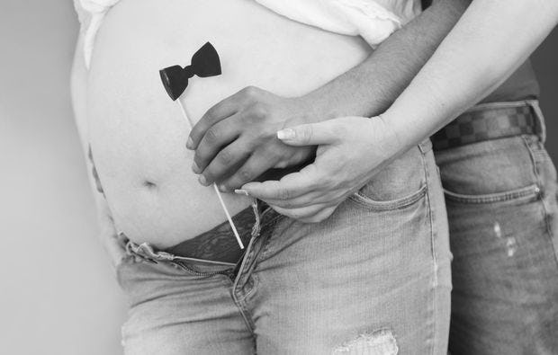 Babybauch-Fotoshooting in Chemnitz als Geschenkidee