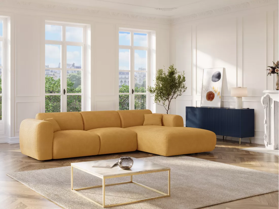 Grand canapé d'angle droit en tissu texturé jaune moutarde POGNI de Maison Céphy