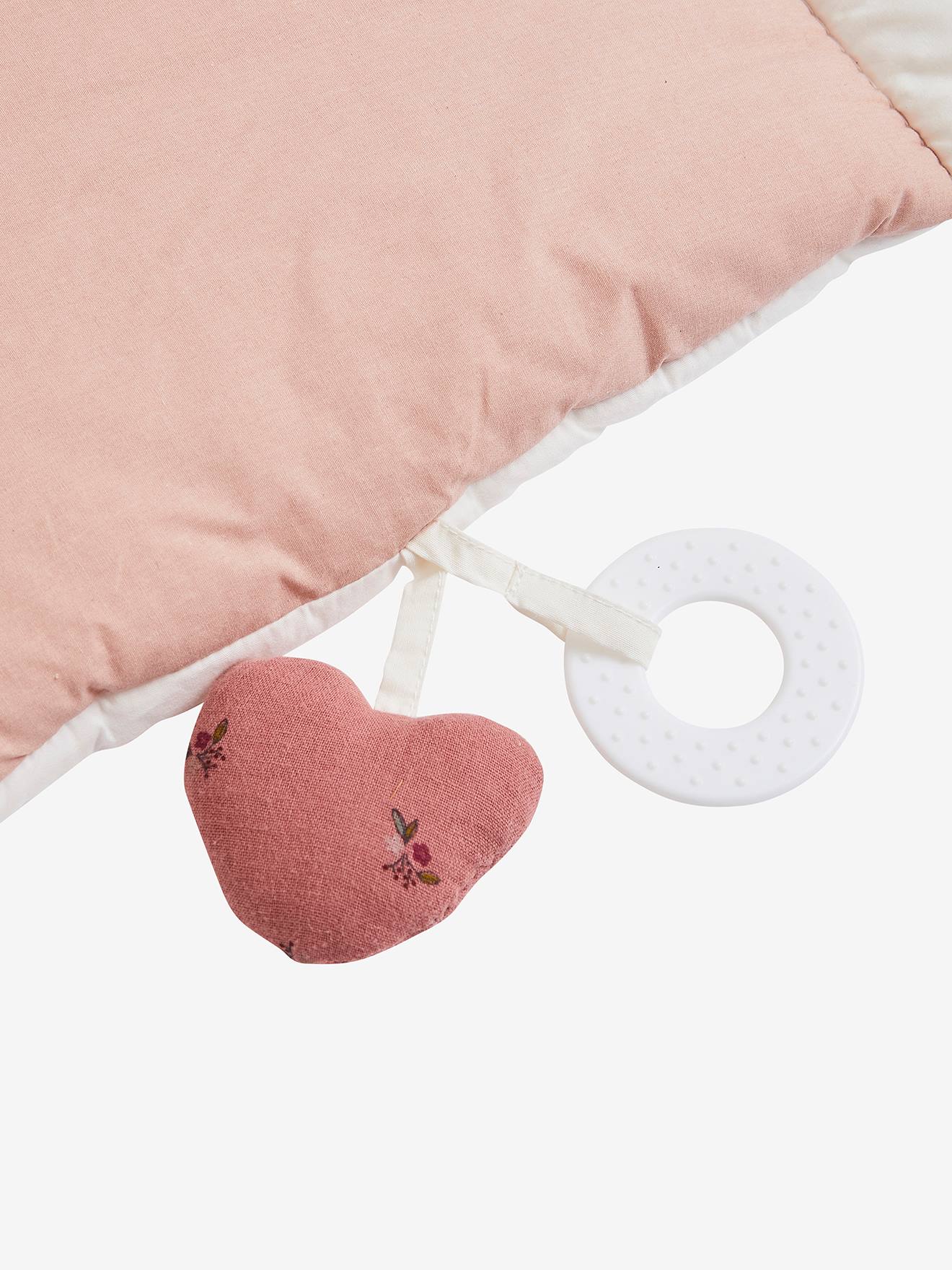 Tapete de atividades Loft, tamanho médio, branco liso com estampas.