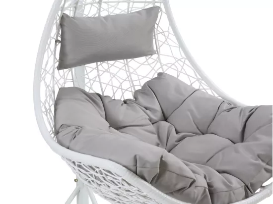 Fauteuil suspendu en résine tressée - Blanc avec coussins gris - OROSI de MYLIA