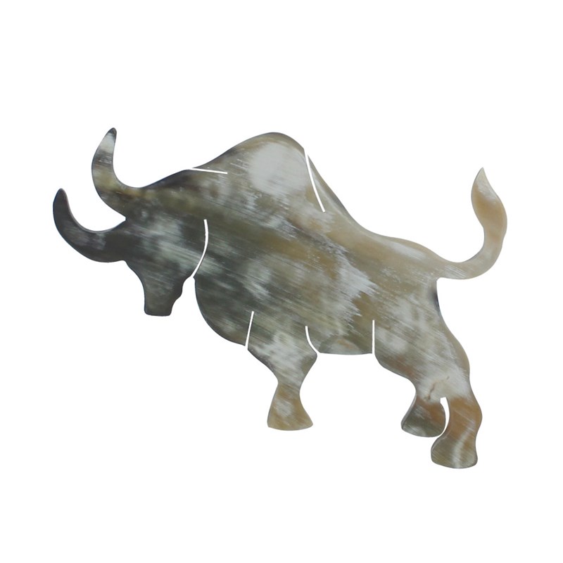 Broche Taureau en Corne Modèle 2