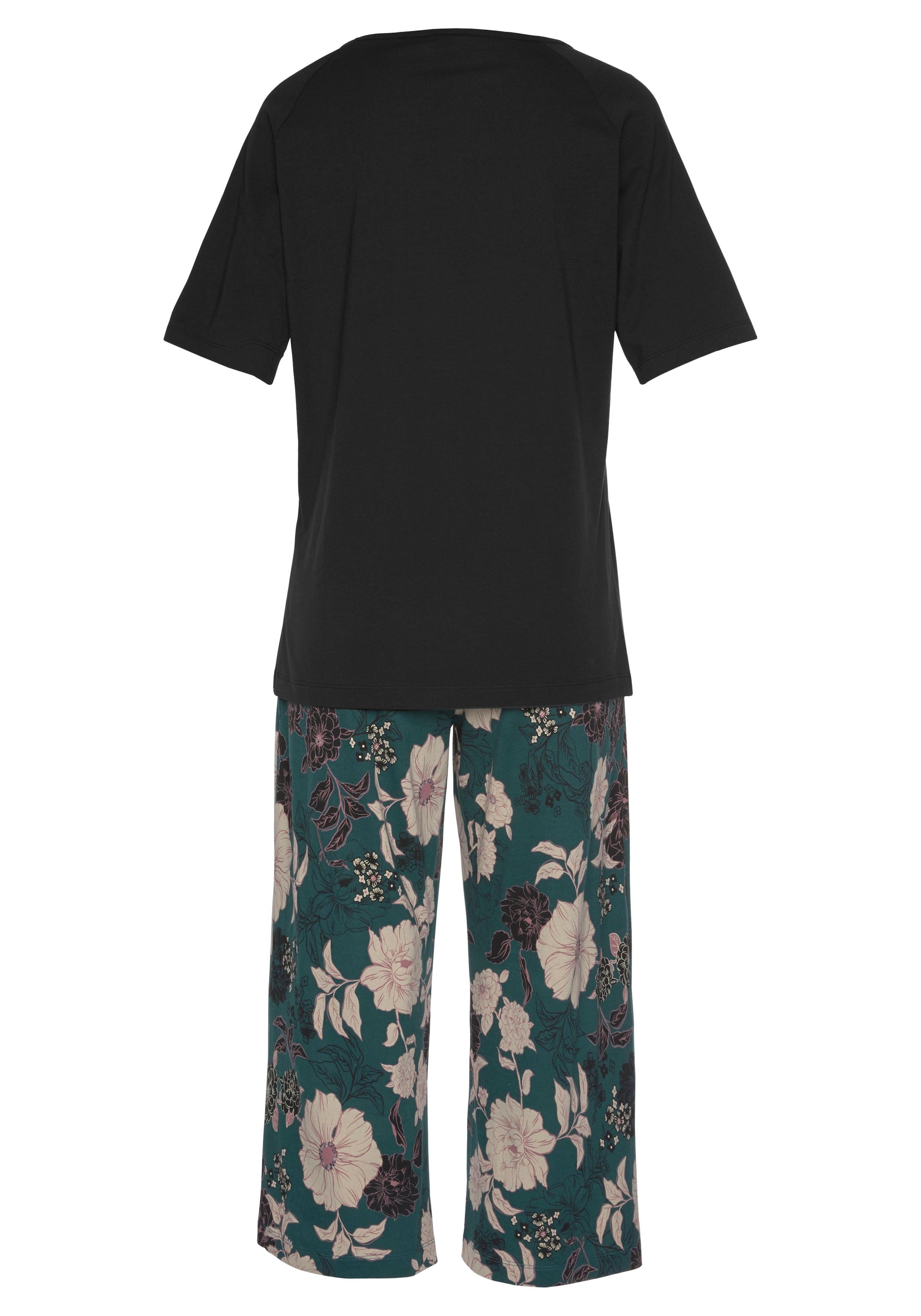 s.Oliver Capri-Pyjama, 2 Stk. mit geblümter 3/4-Culotte