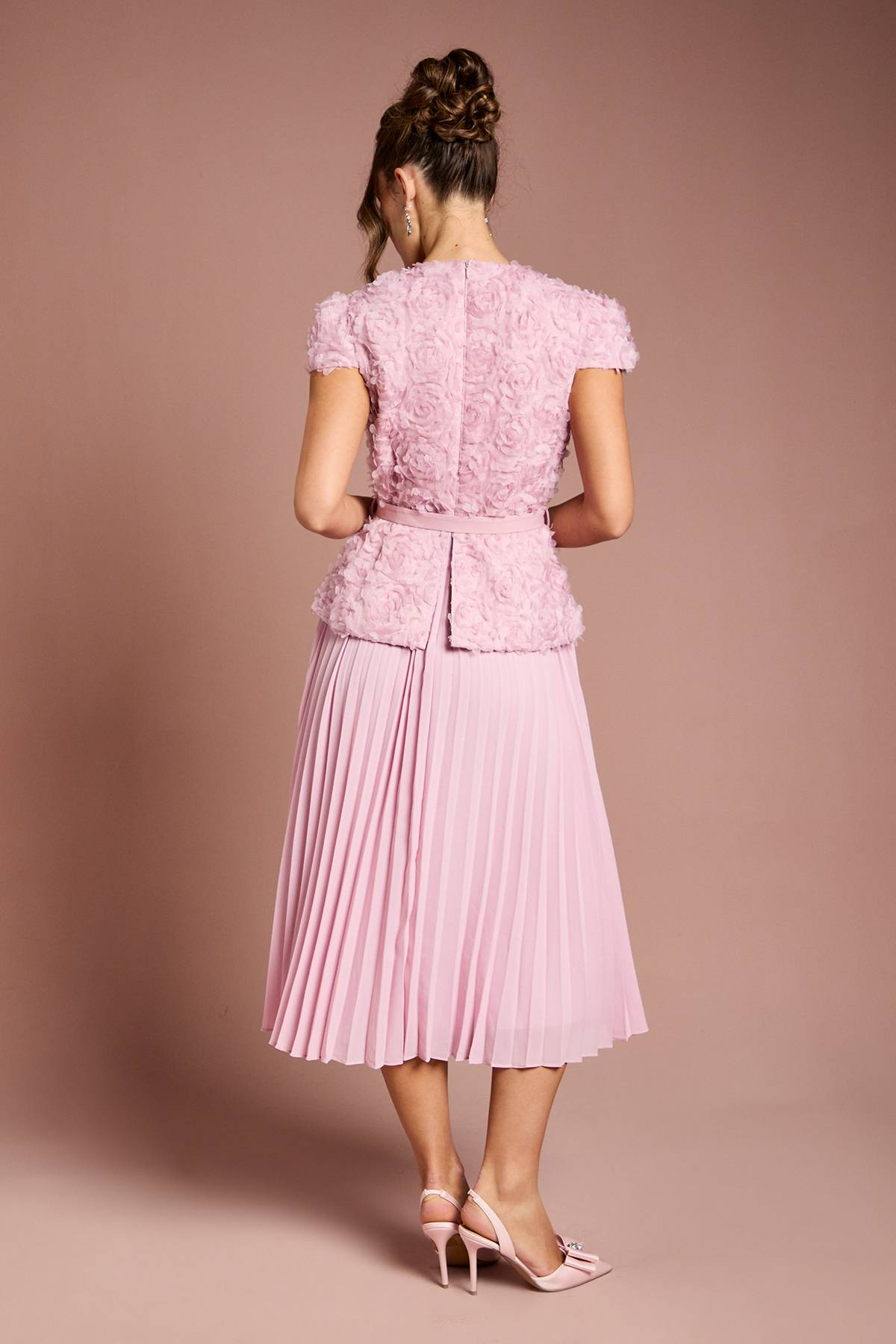 Coast Robe Midi à Manches Courtes avec Fleurs 3D et Ceinture