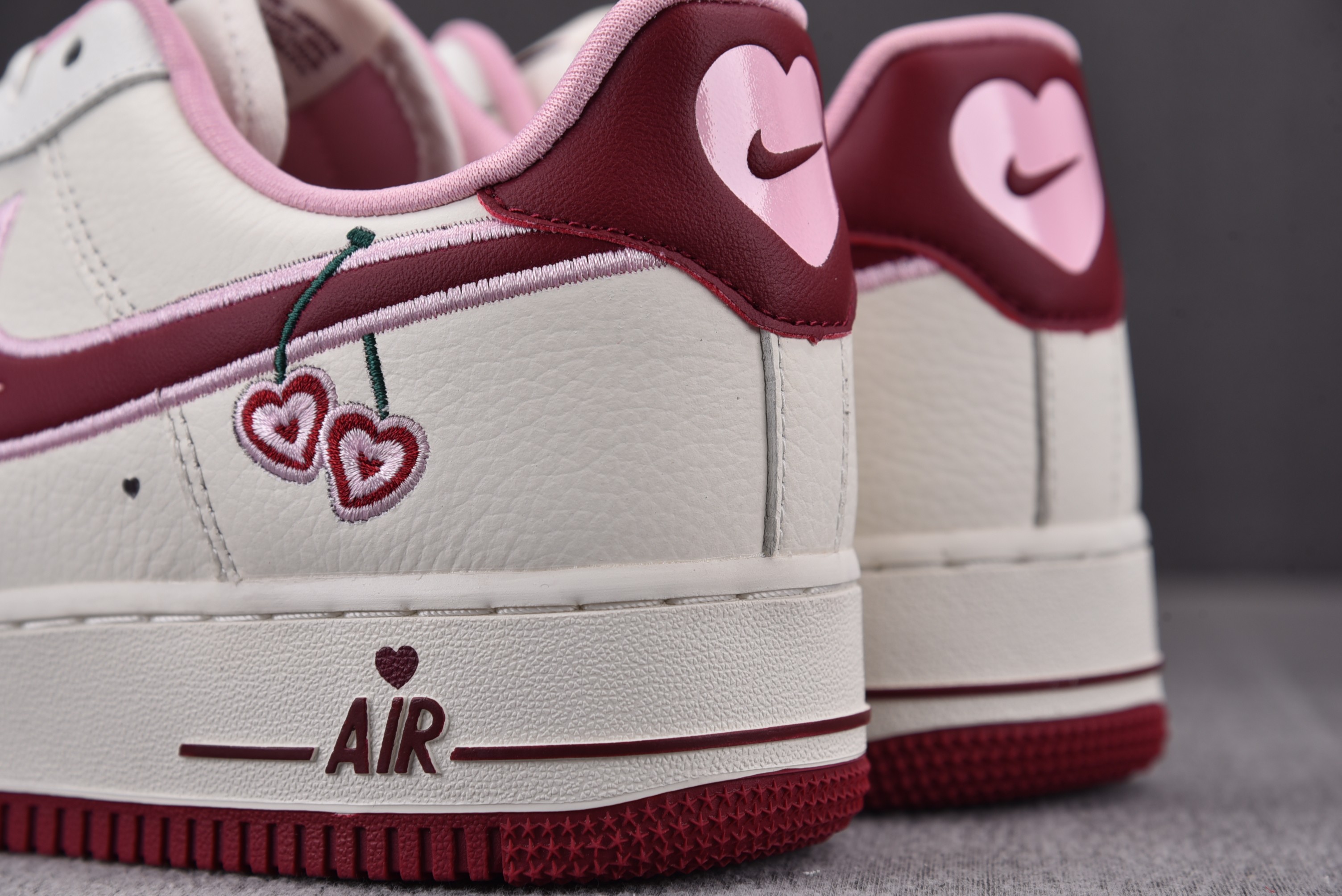 Nike Air Force 1 Low ValentineÕs Day (2023)