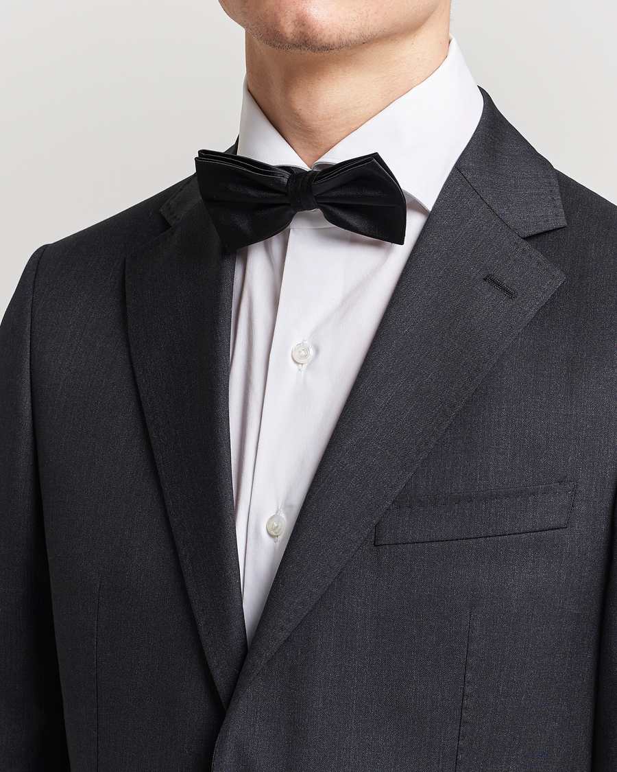 Amanda Christensen Pre Tie Silk Ceremony Black