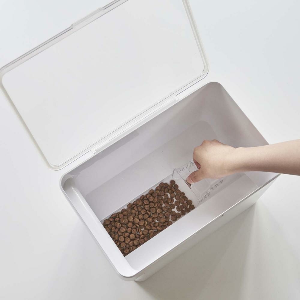 Boite à croquettes en plastique avec verre doseur pet