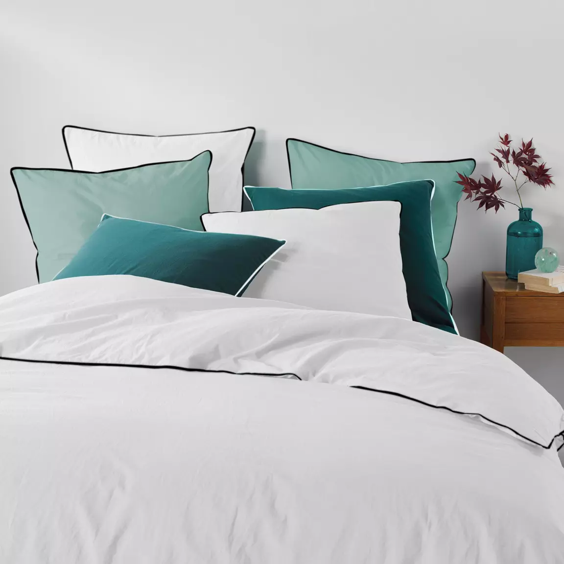 Housse de couette et deux taies coton lavé (240 x 220 cm) Linette Blanche