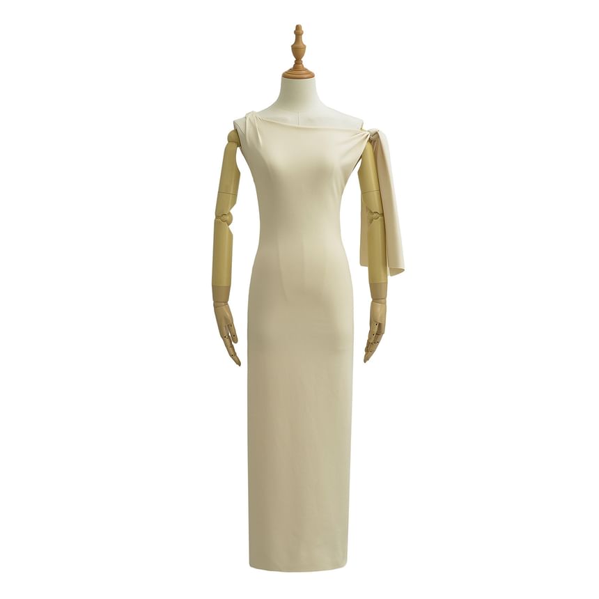 Asiris - Mouwloze asymmetrische effen maxi-A-lijnjurk