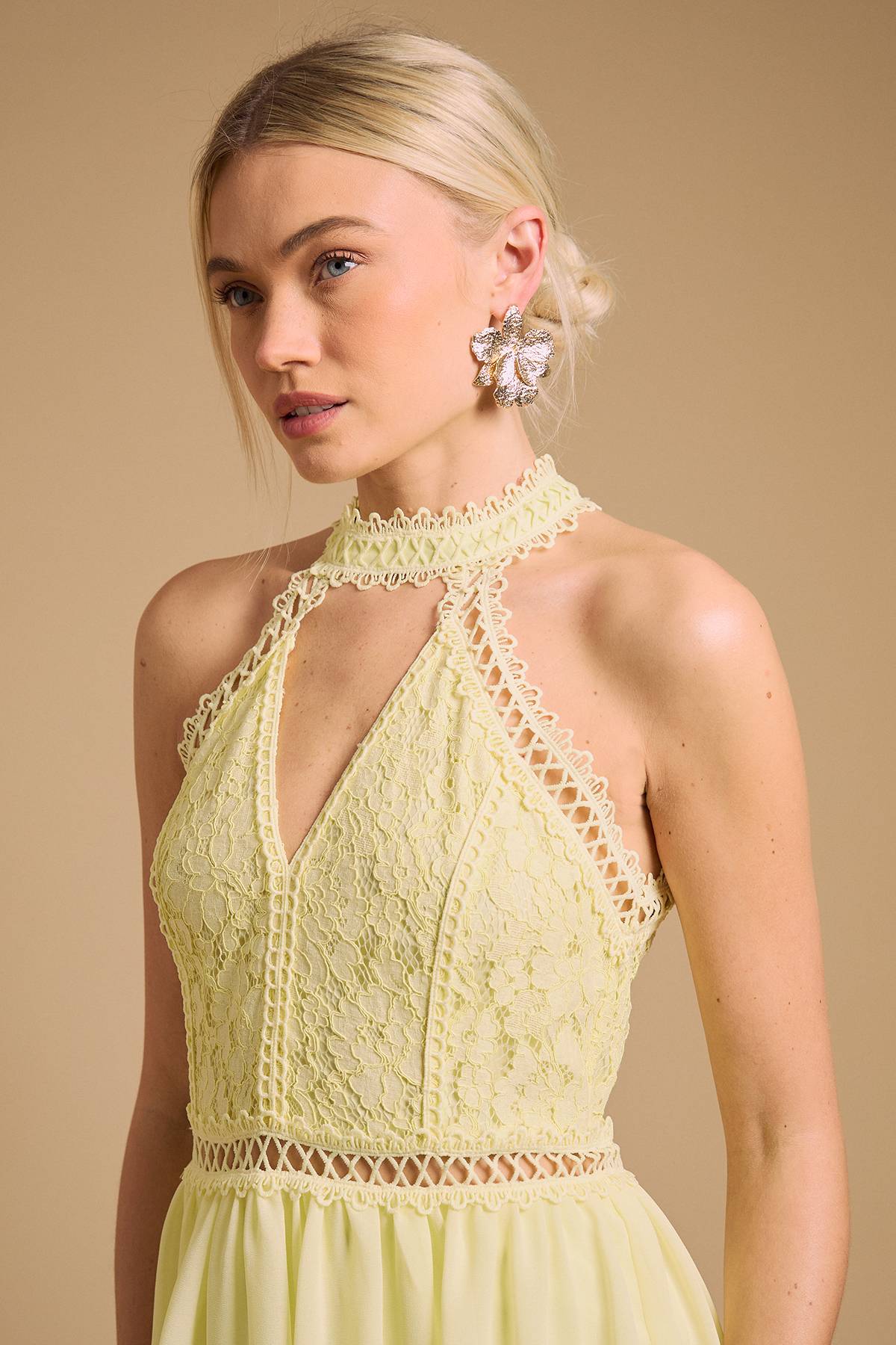 Oasis Robe Mi-Longue à Dentelle Étagée avec Col Licou