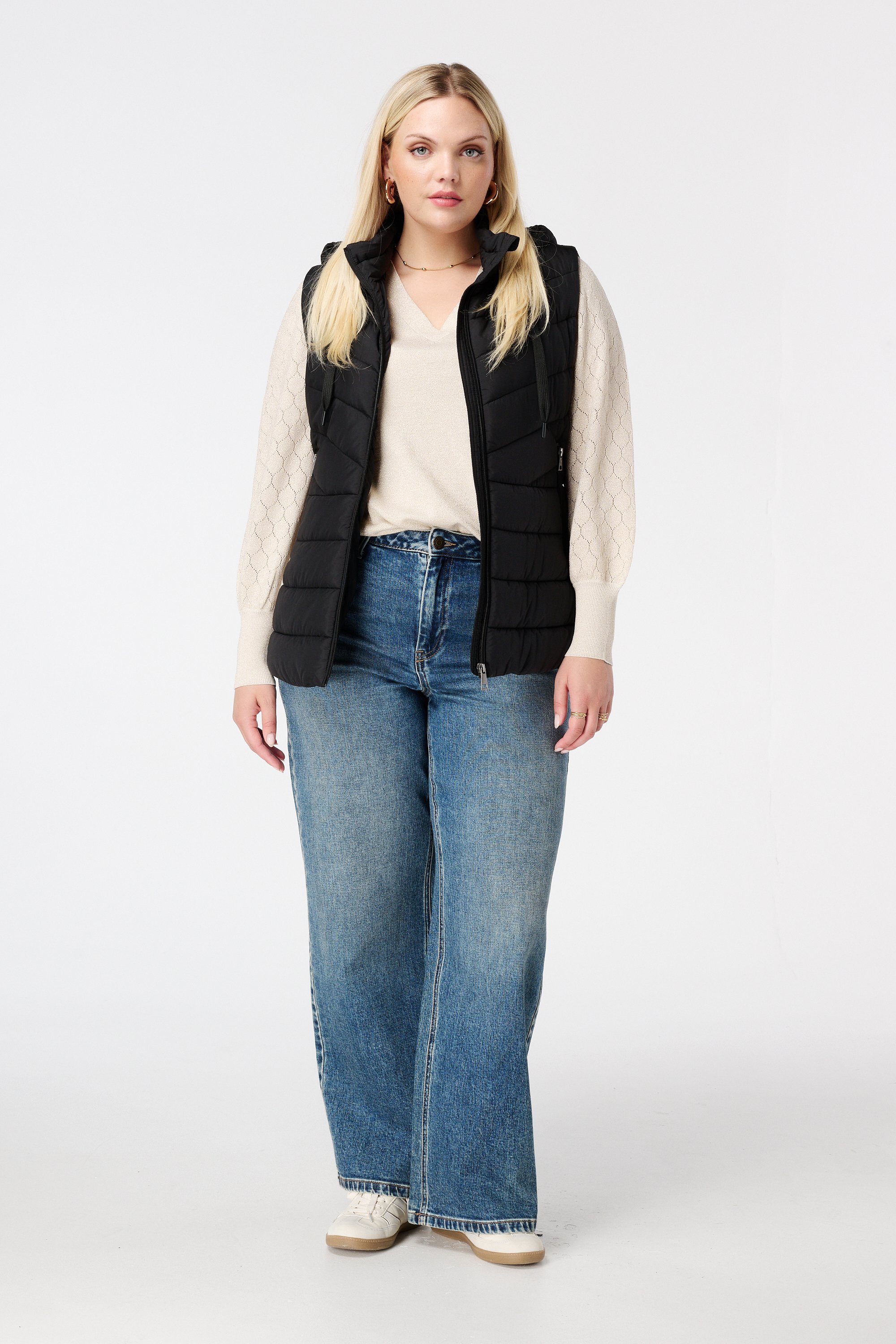 Gewatteerde bodywarmer met capuchon Zwart