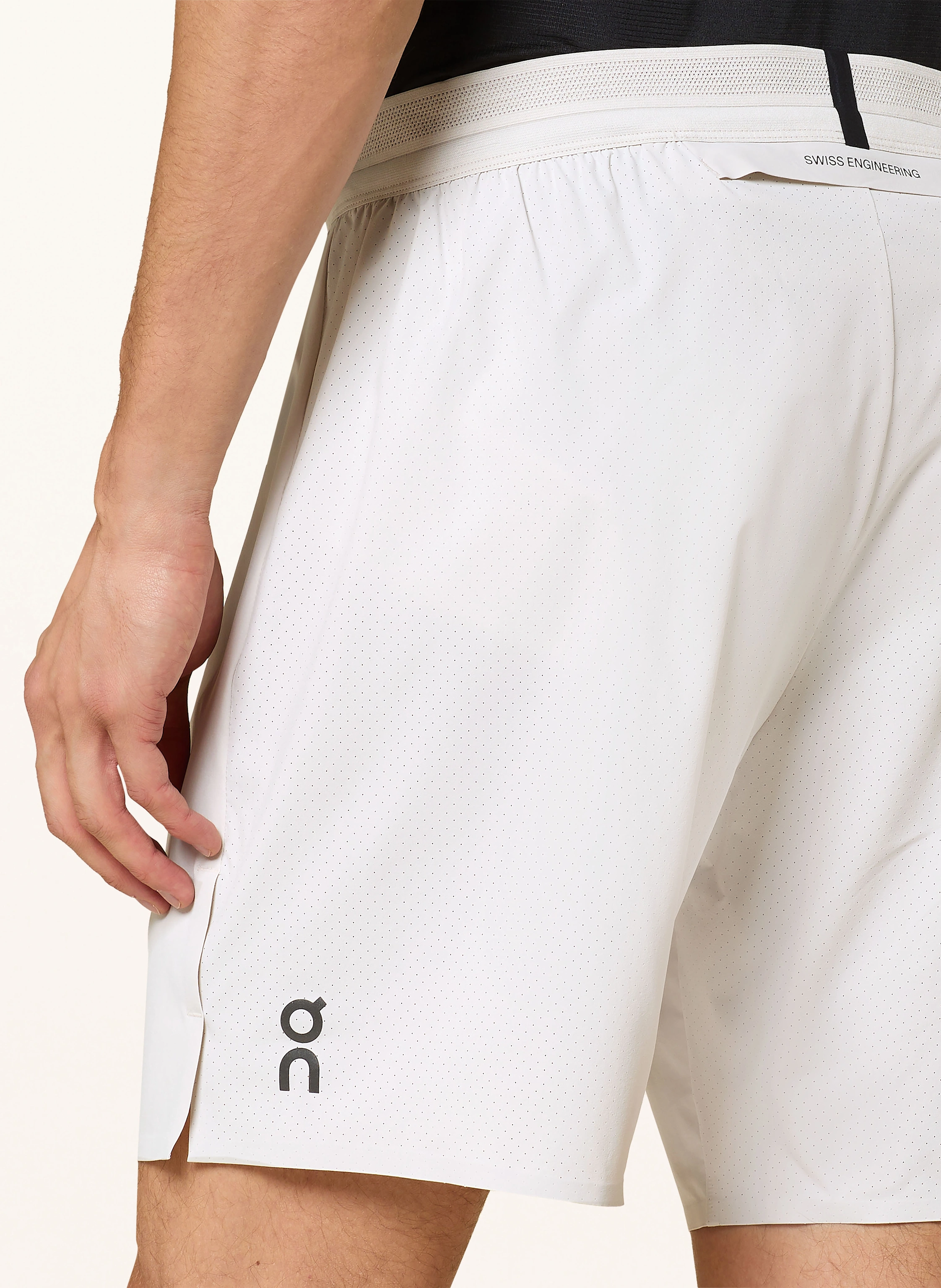 On 2-in-1-Laufshorts 7