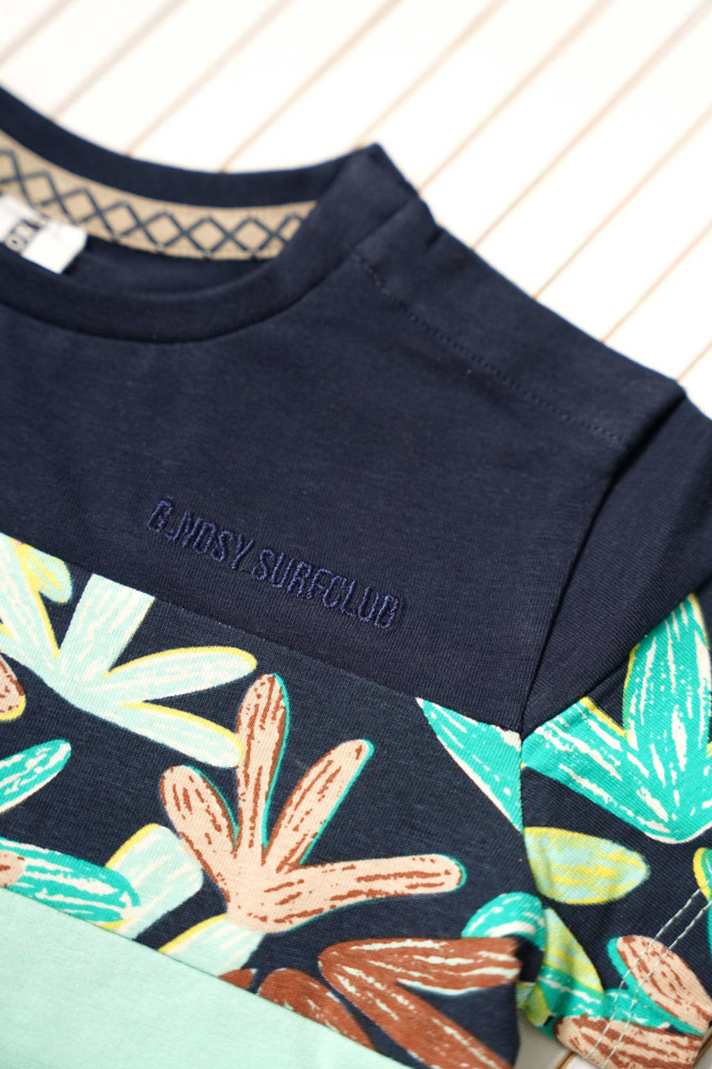 B.Nosy T-shirt met bladprint mintgroen/donkerblauw