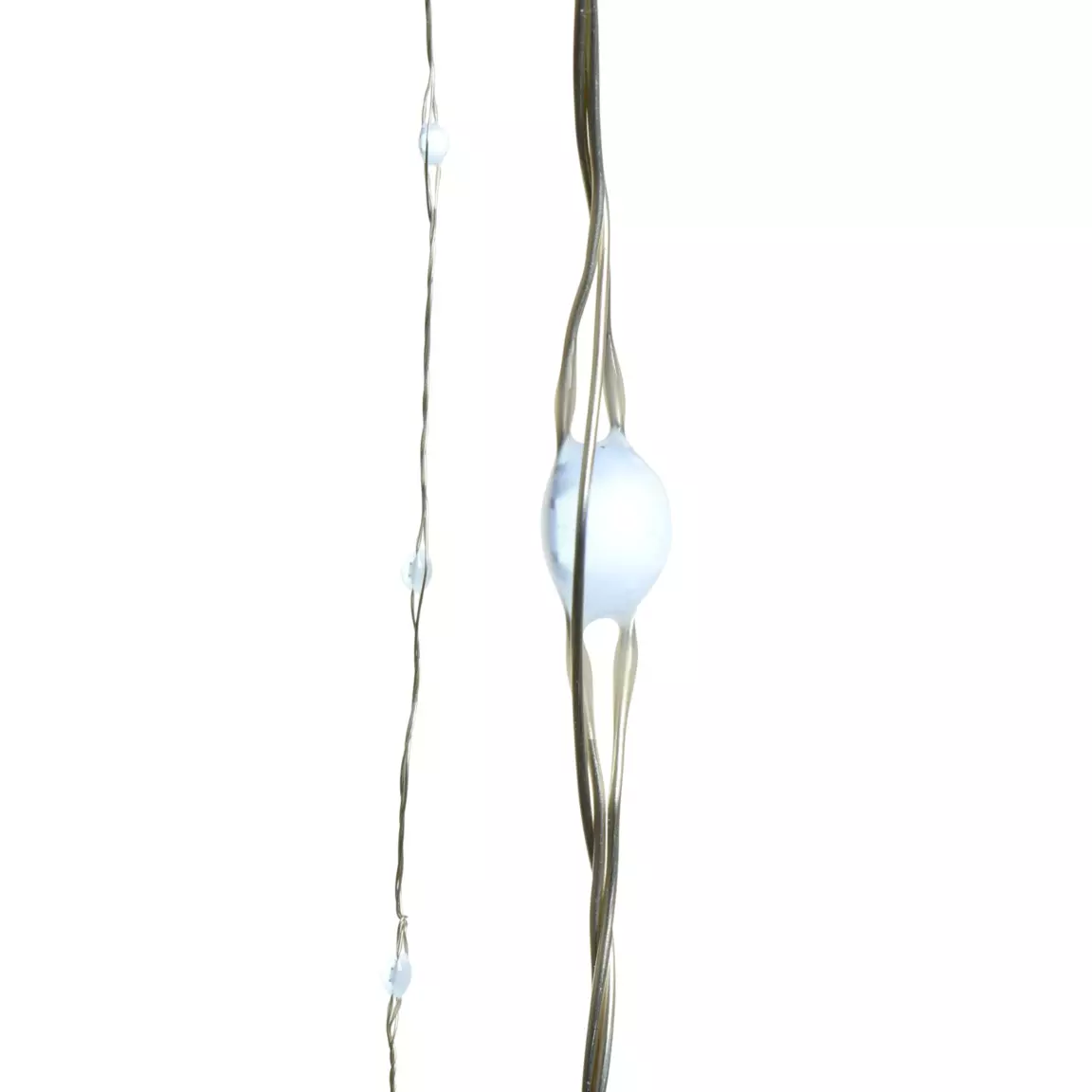 Guirlande lumineuse à piles 4,95 m 100 Micro LED câble argent Durawise Blanc froid