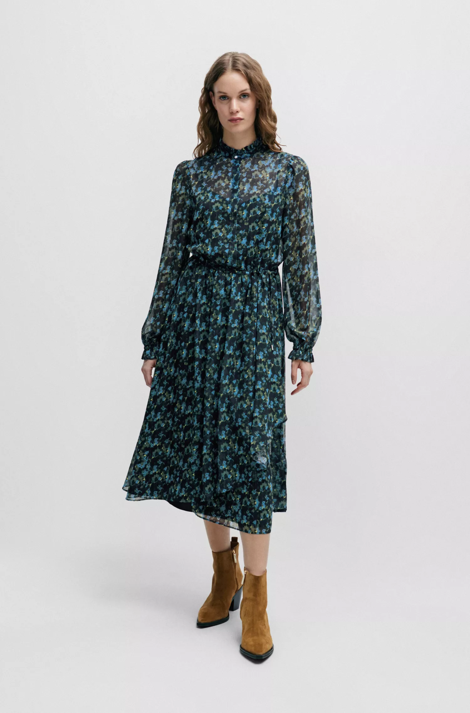 Vestido midi BOSS laranja, modelagem regular, com estampa digital.
