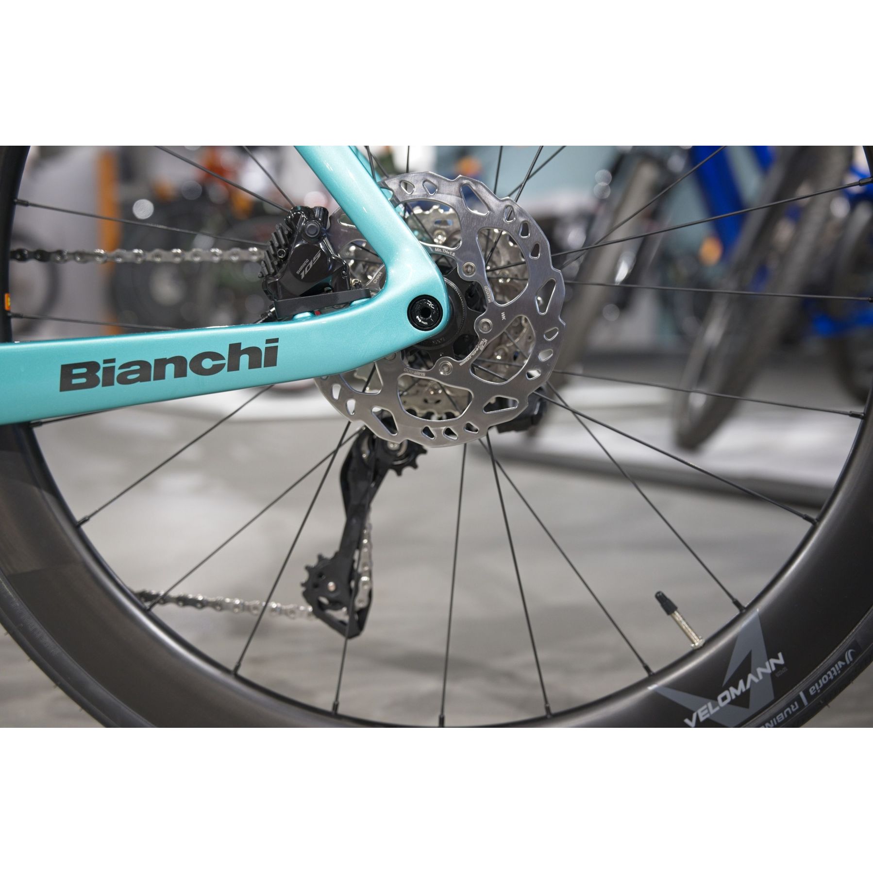 Bianchi Oltre Comp 105 Di2 2026