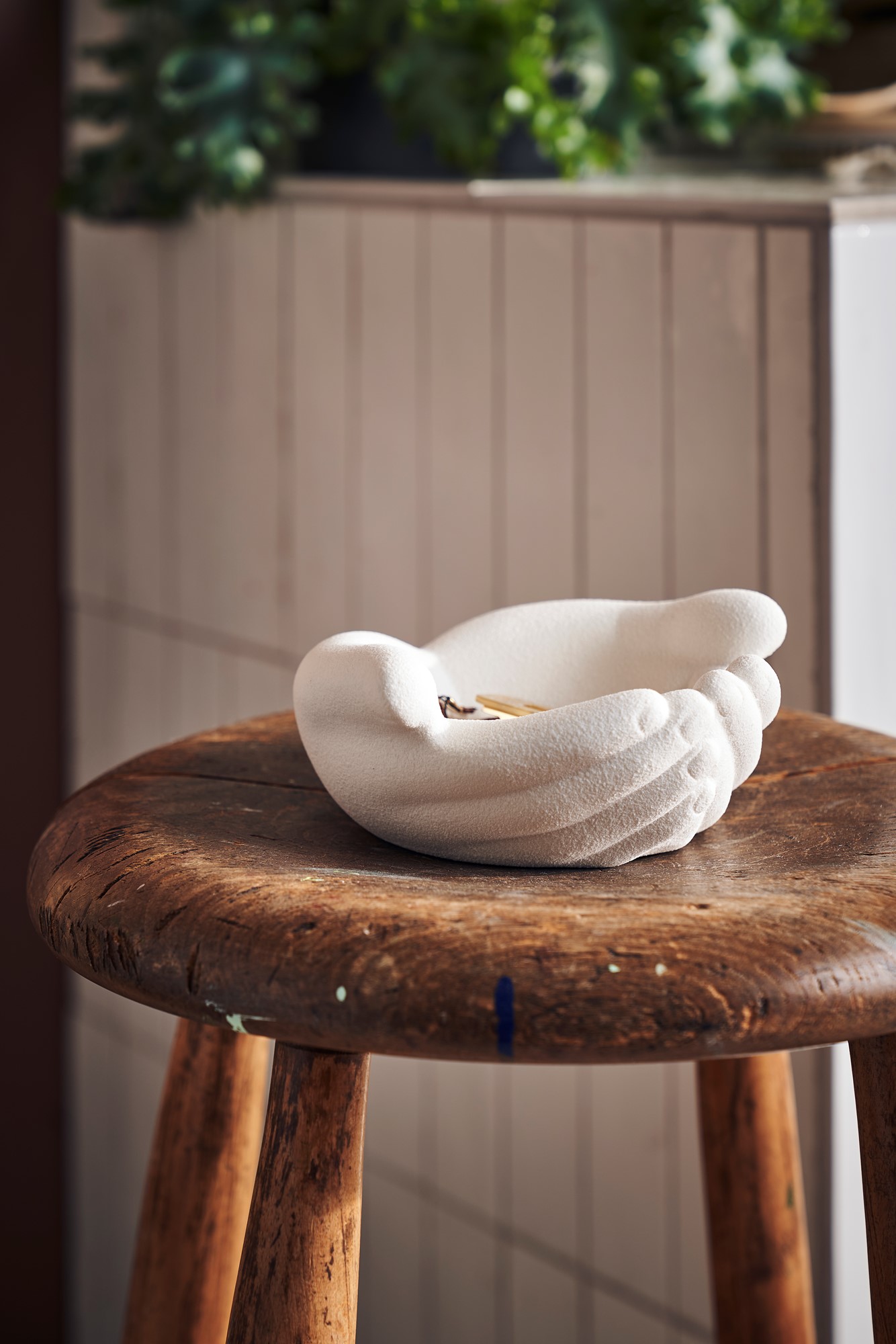Dekorativ skål | Porcelæn. 14,2 x 15 x 6,5 cm. | Off White