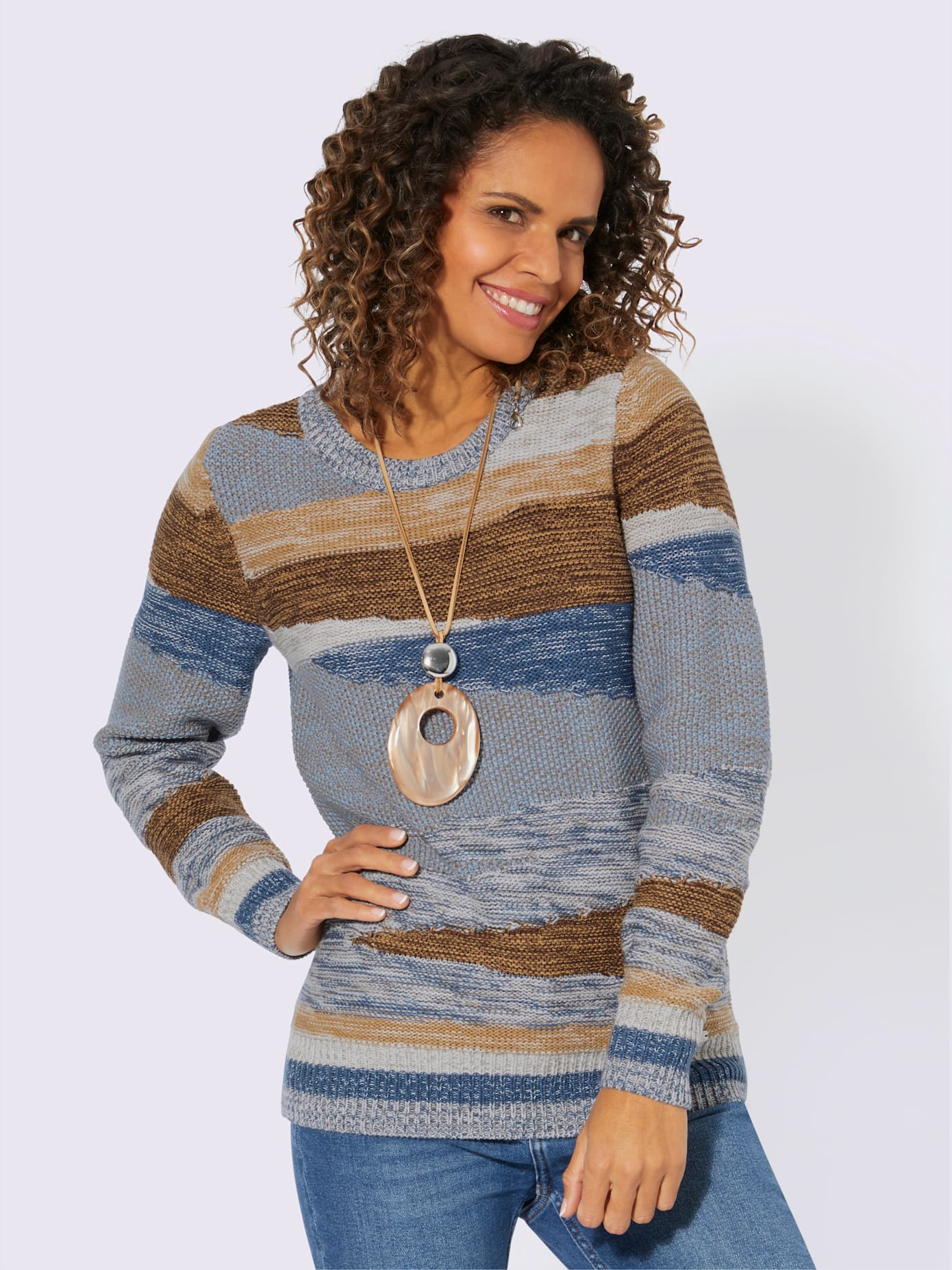 Pull en tricot bords-côtes pratiques
