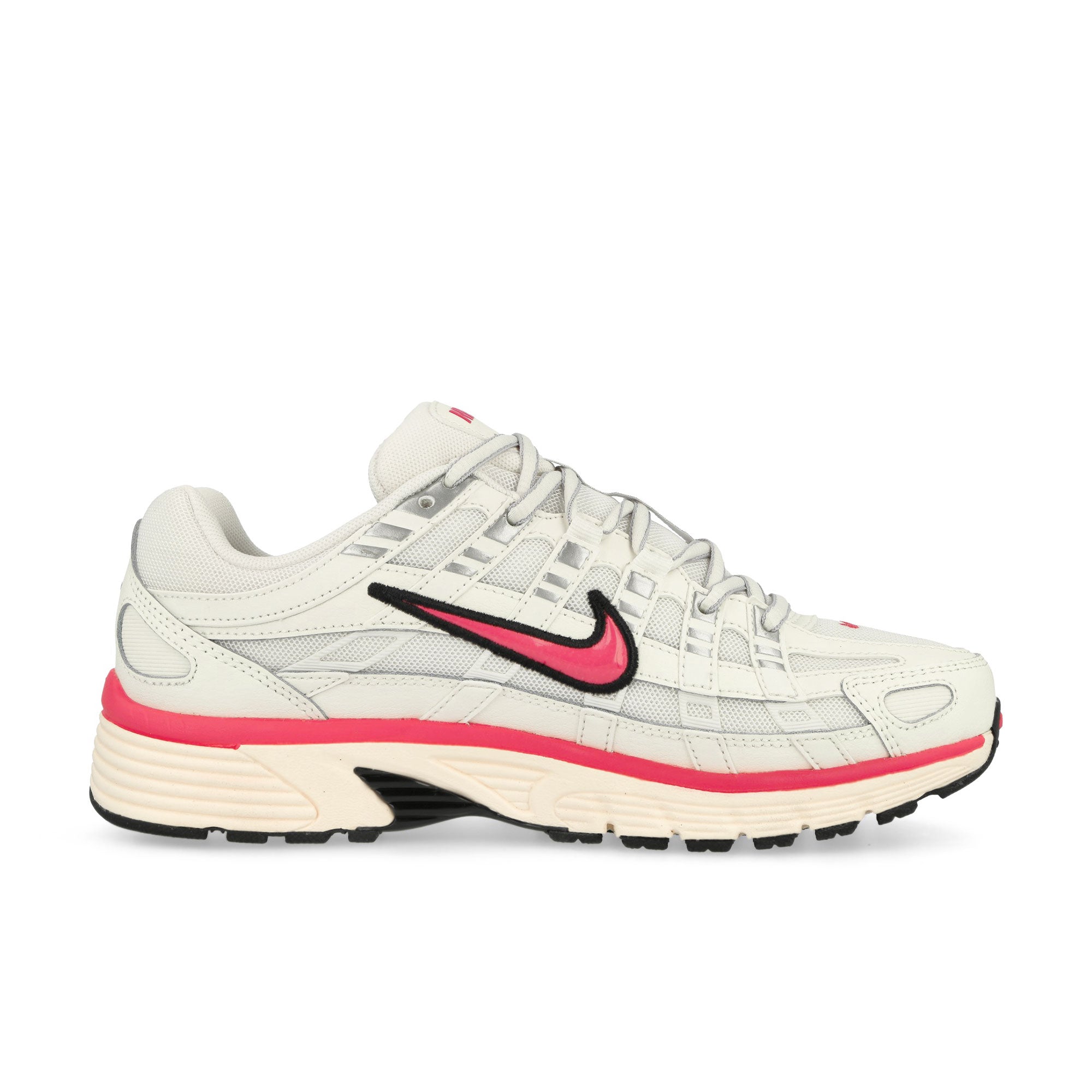 Nike<br>W P-6000