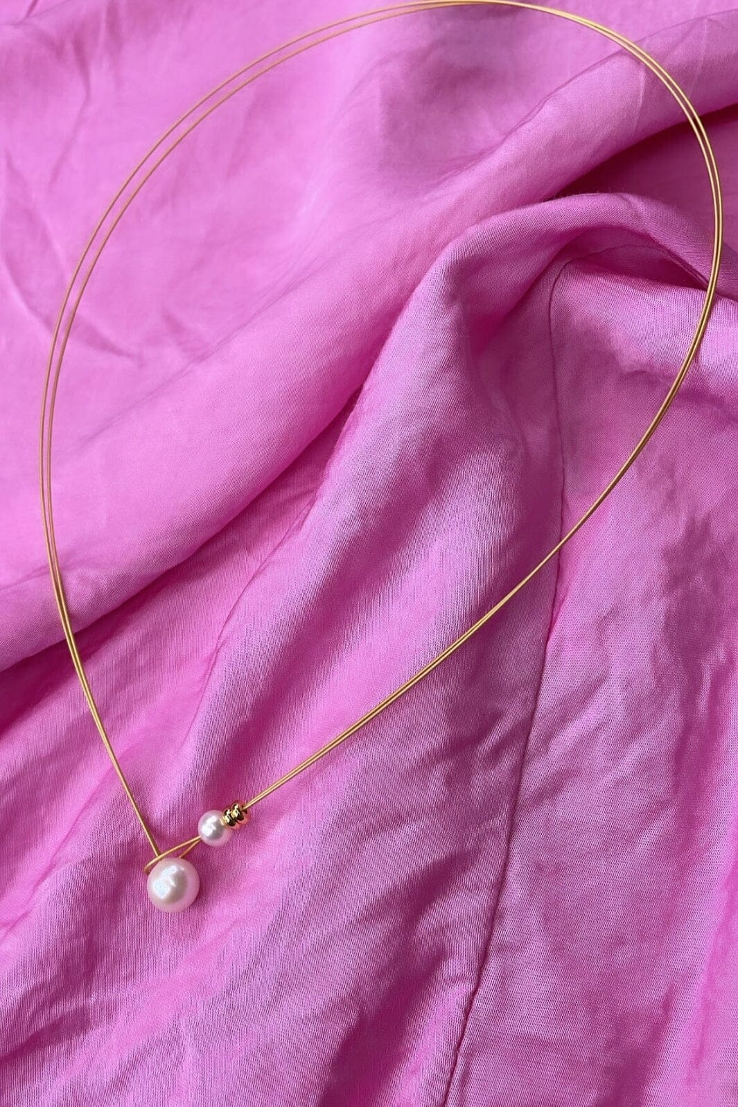 Mellow Moon Single Pearl Necklace