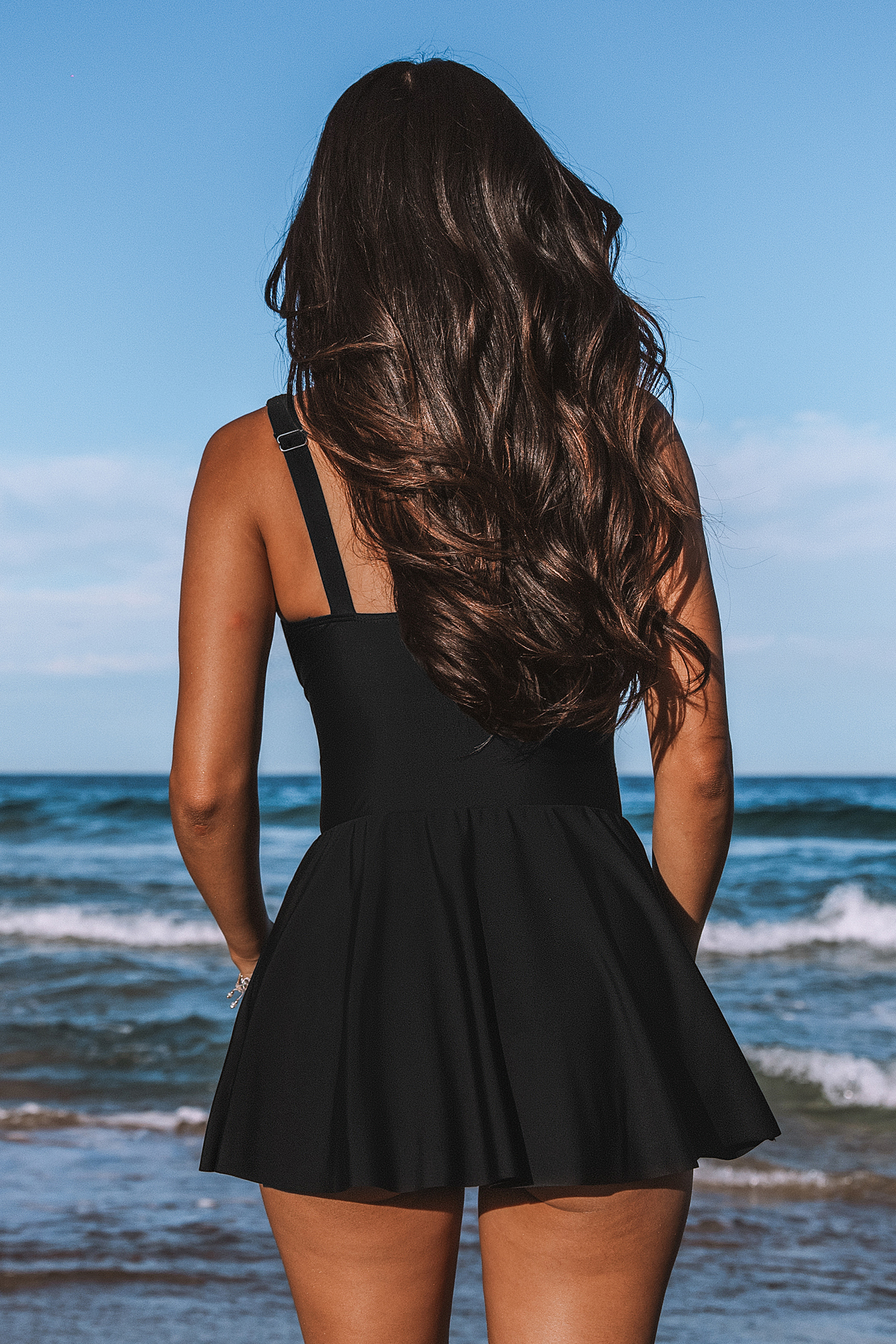 Robe de bain avec col carré à nouer noire