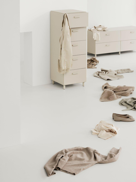 String Furniture Relief tall ladekast 41x115 grijs