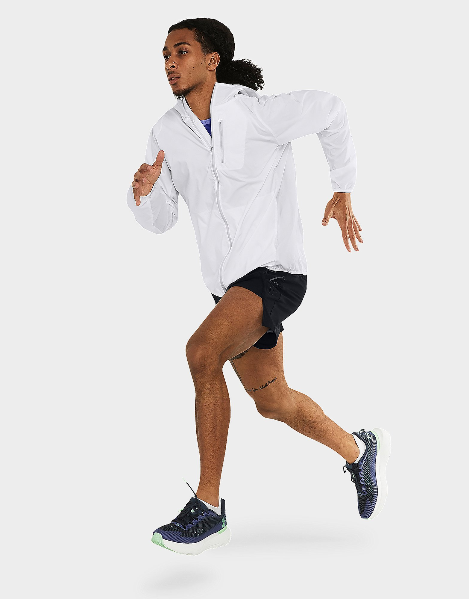 Under Armour Jackets LAUNCH LIGHTWEIGHT JKT